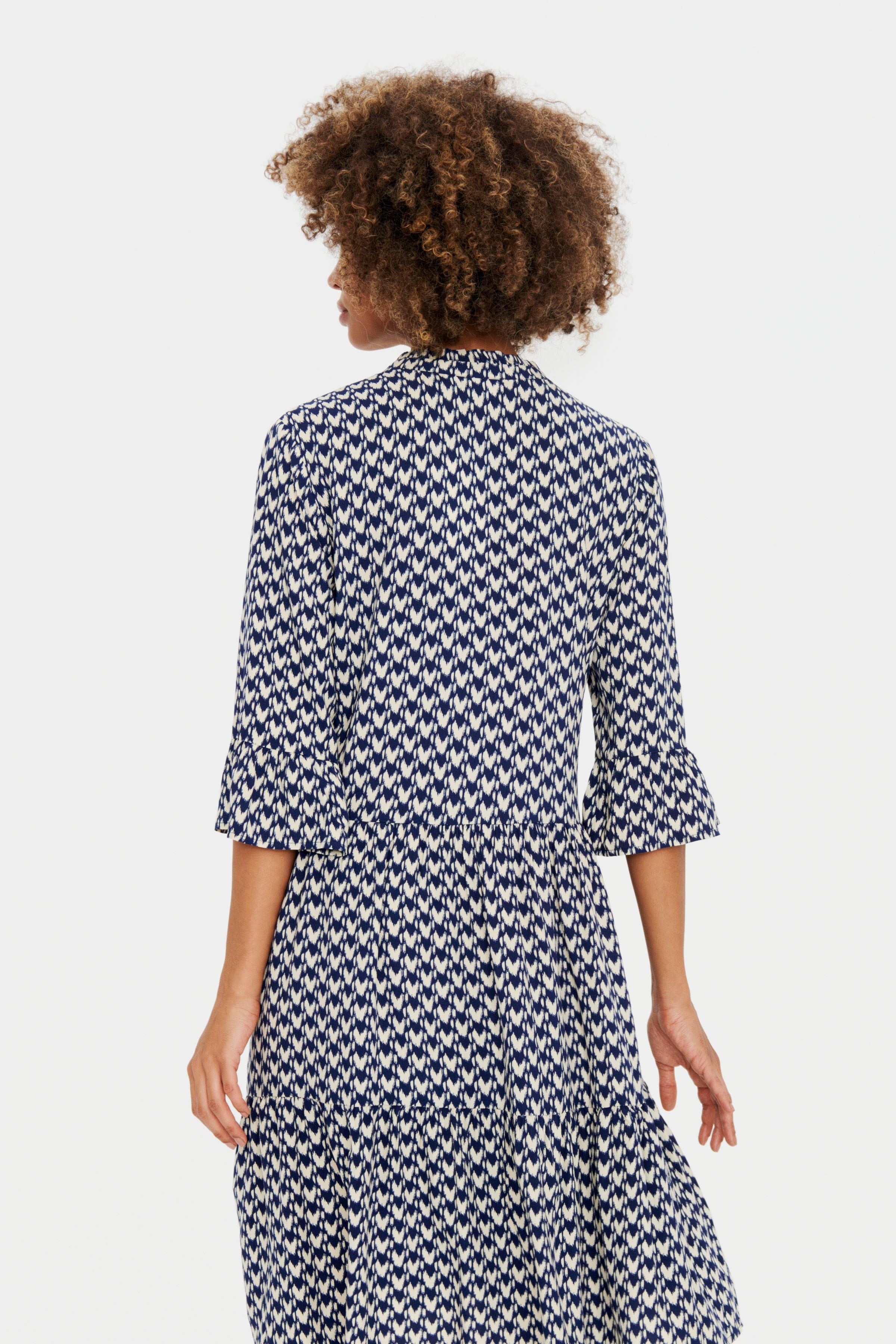 EdaSZ Kleid LOOKBOOK BACK 30510220-302681