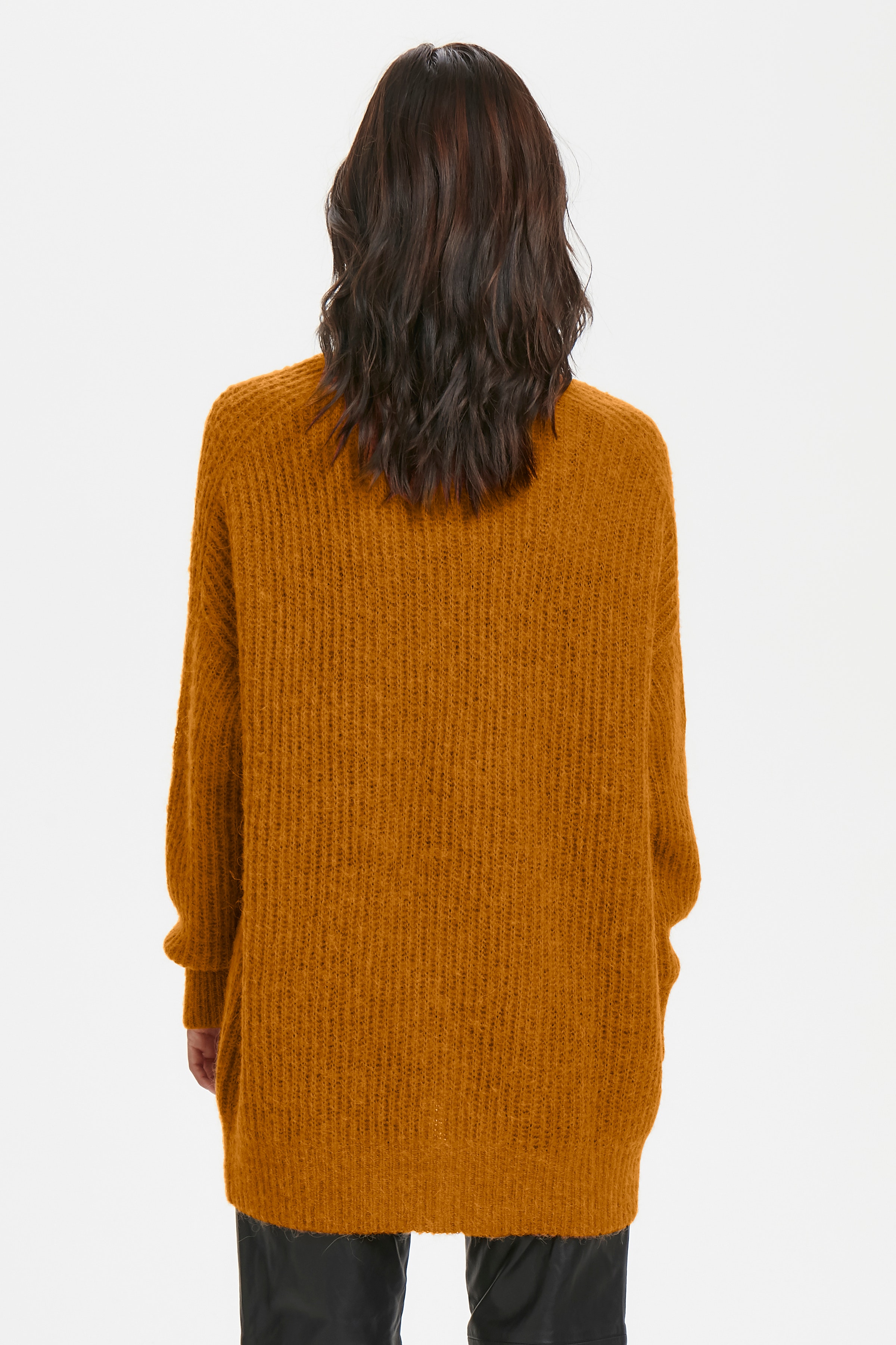 AggiePW Cardigan LOOKBOOK BACK 30304865-33152