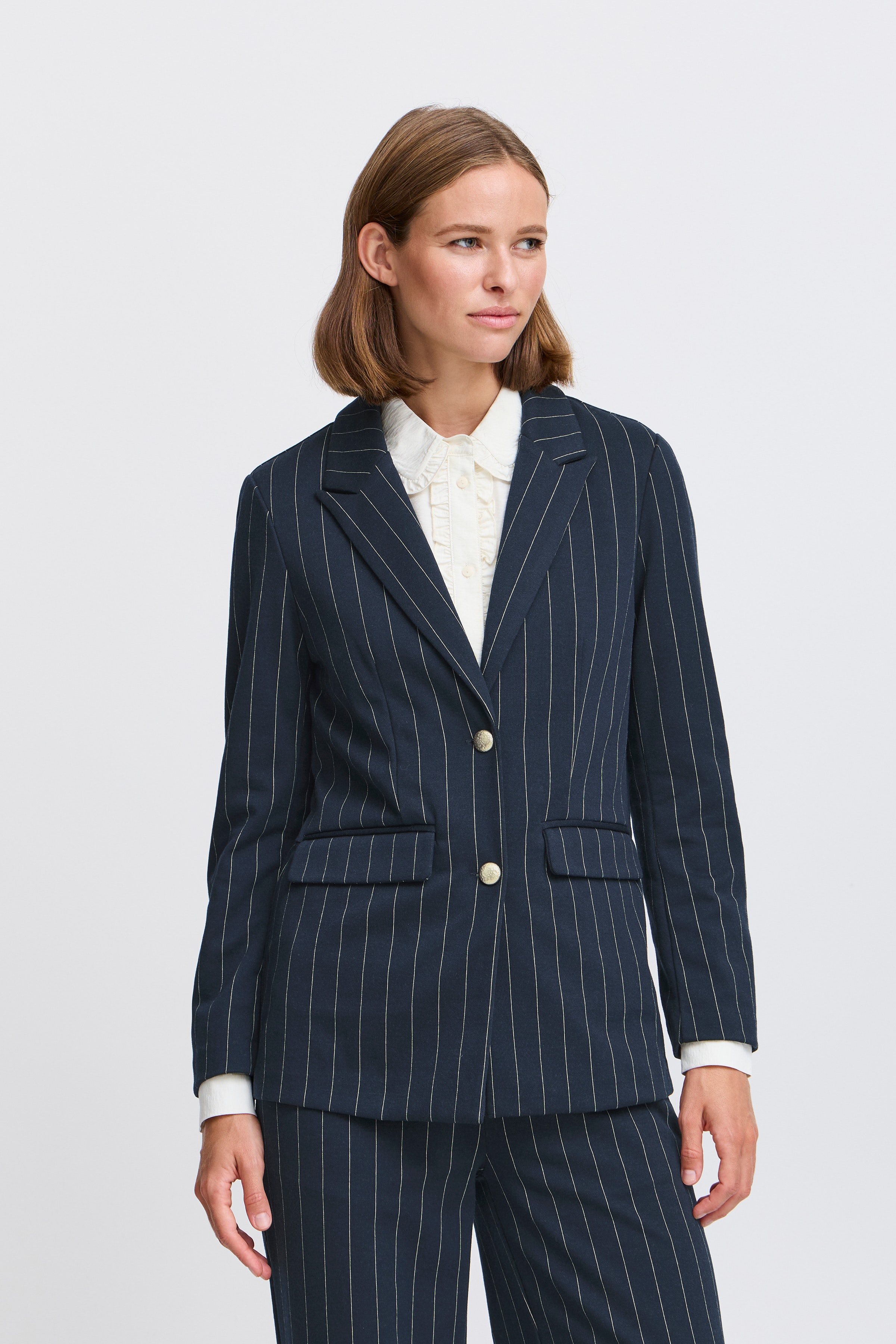 BYROWAN Blazer LOOKBOOK FRONT 20815701-202176