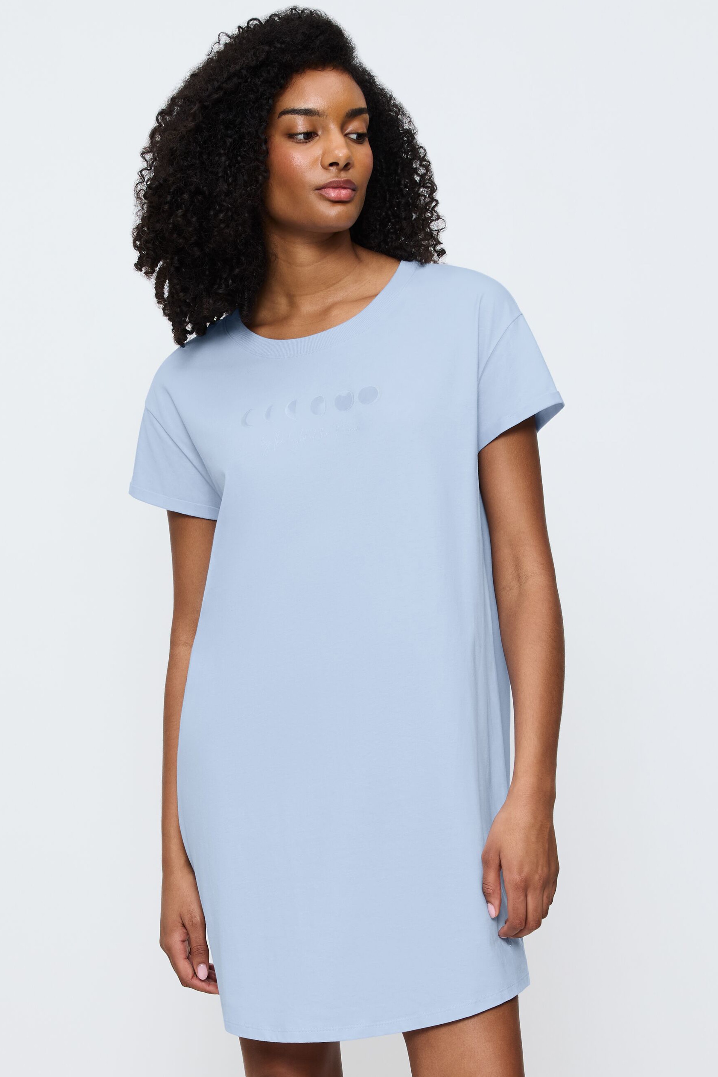 Triumph Nattøj LOOKBOOK FRONT 40500265-T00SA