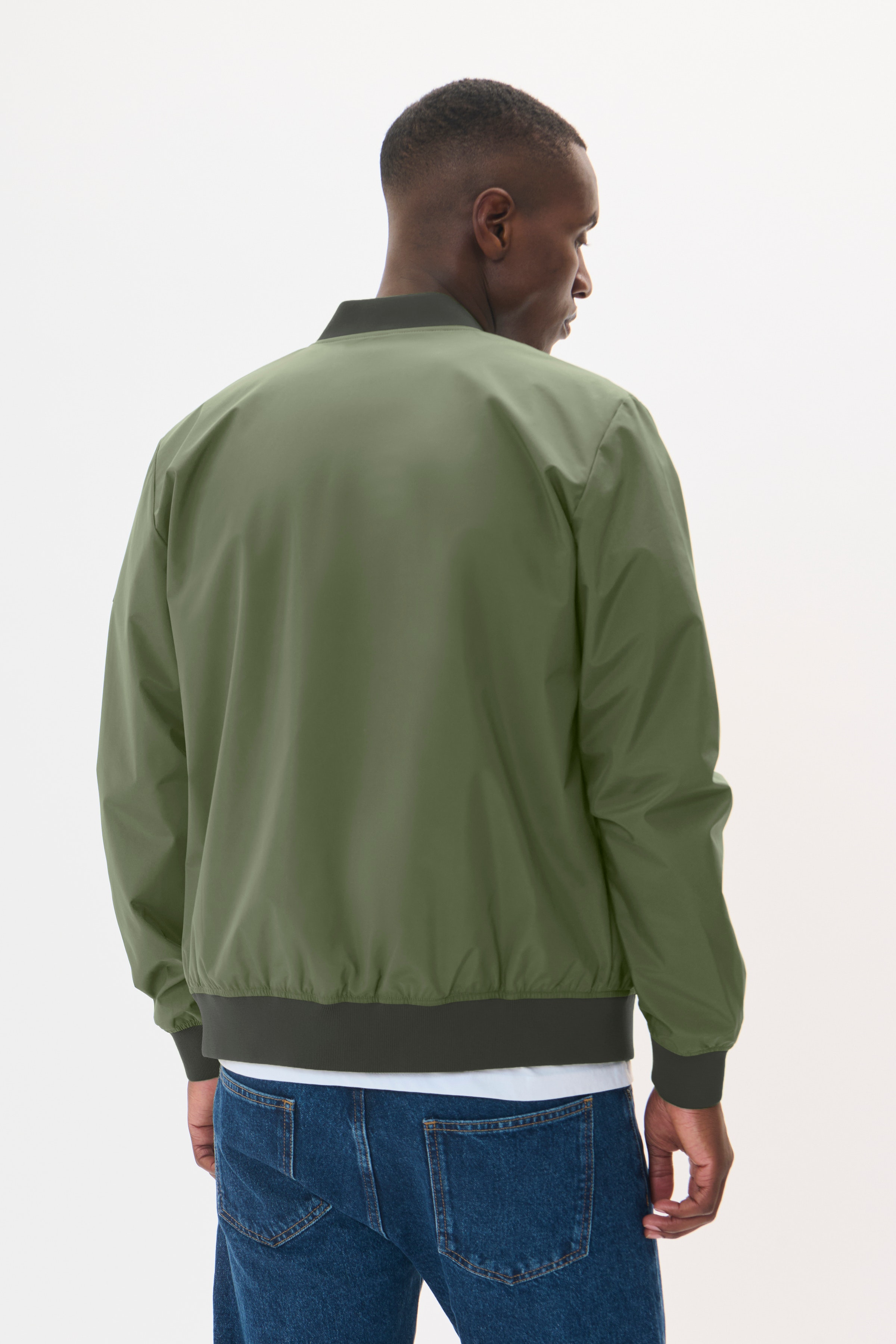 MAclay Bomber Jacket LOOKBOOK BACK 30205869-190309