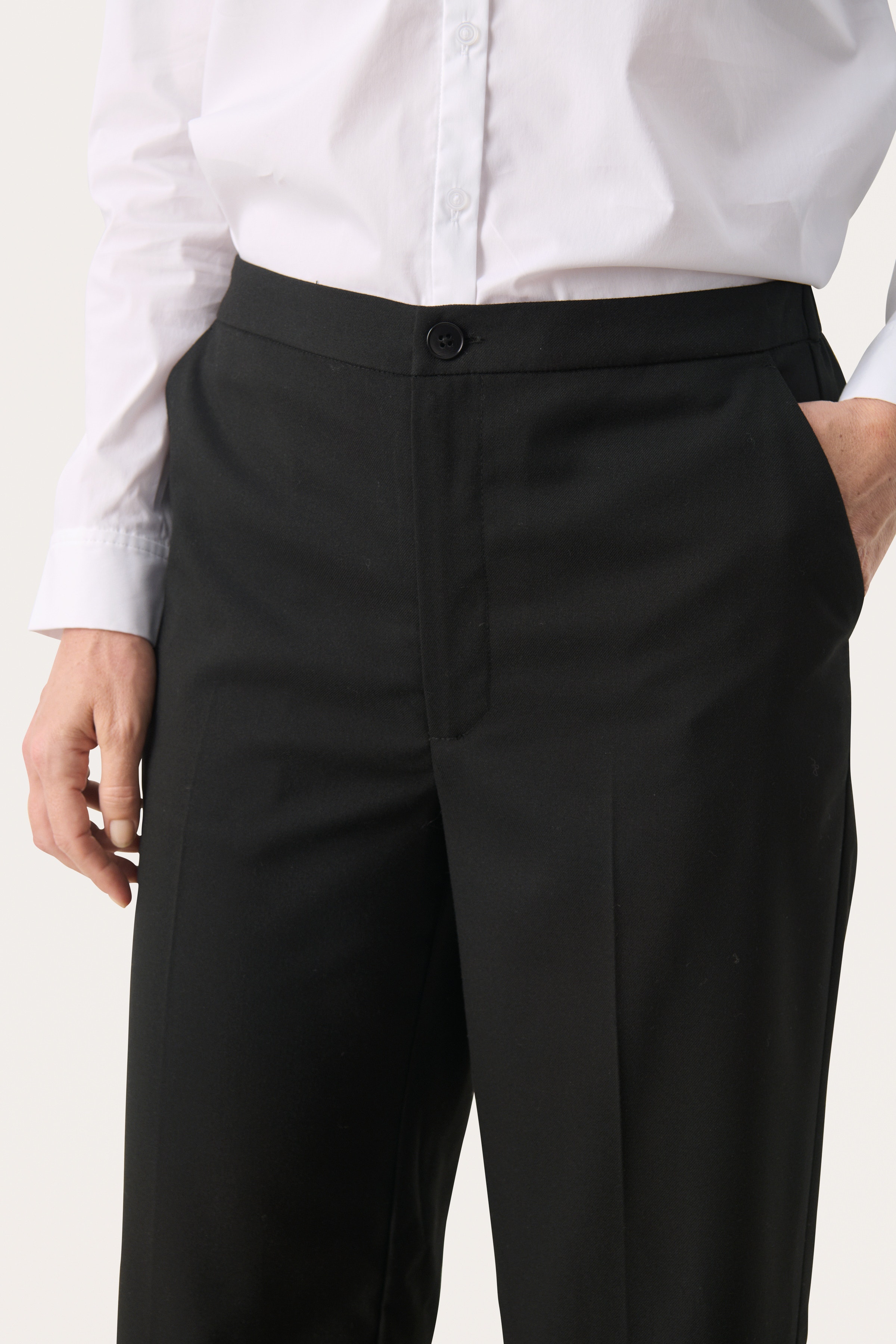 LinoraPW Trousers LOOKBOOK DETAIL 30308903-194008