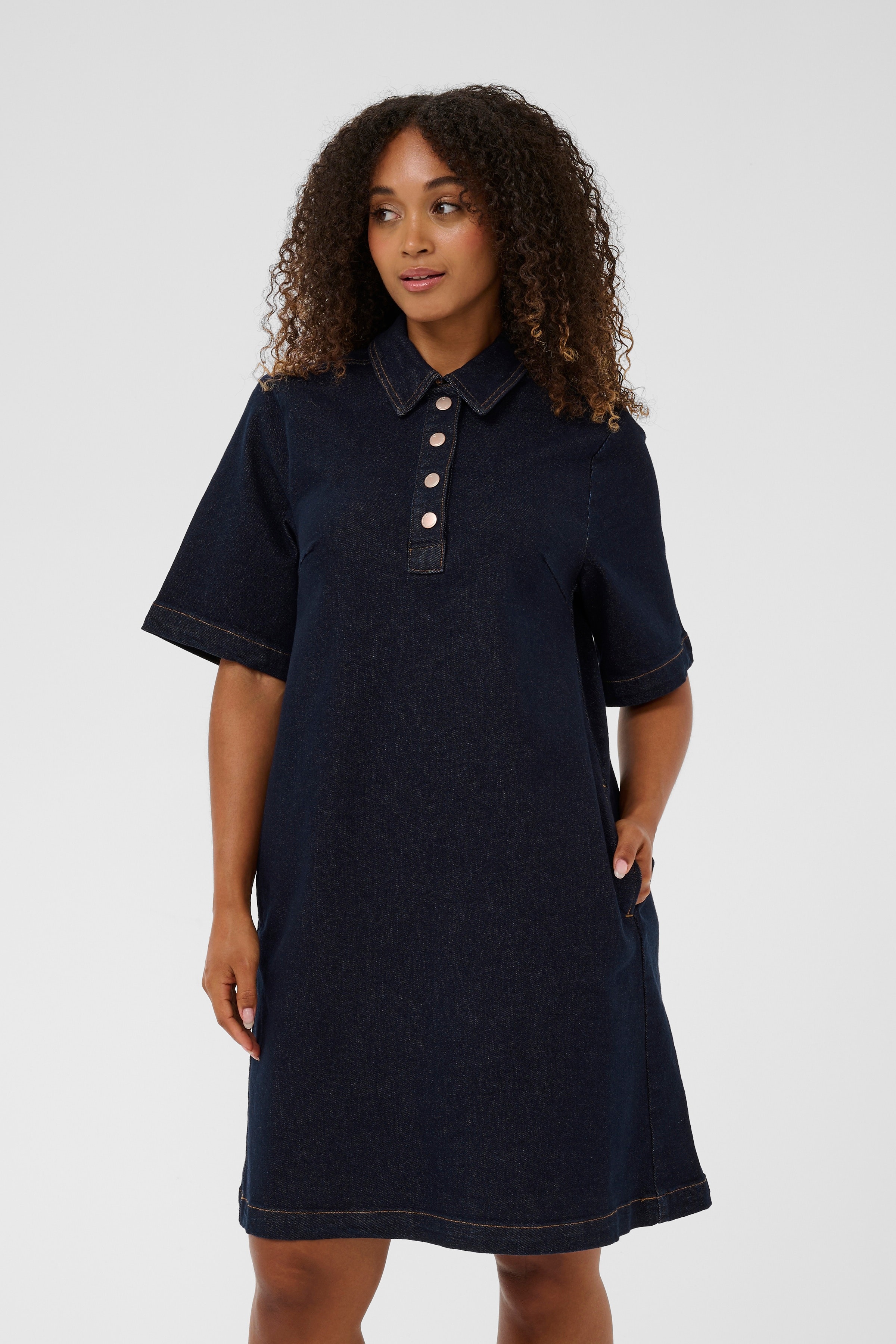 CRDenaya Jurk LOOKBOOK FRONT 10615366-100114