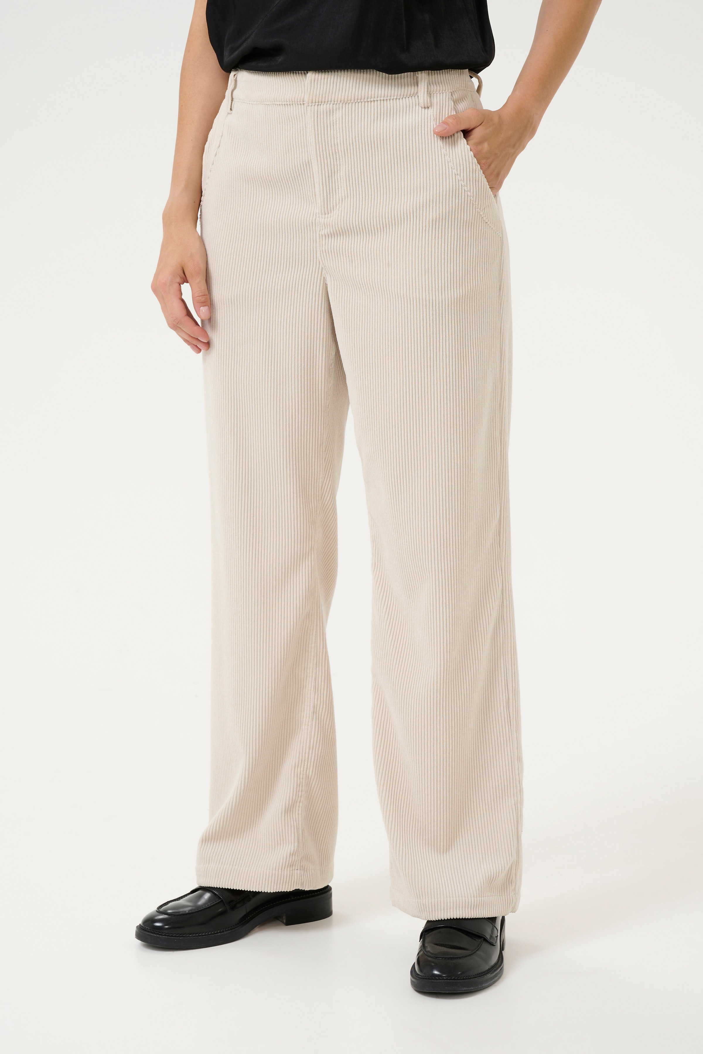 CRCory Trousers LOCATION NONE 10612811-130404