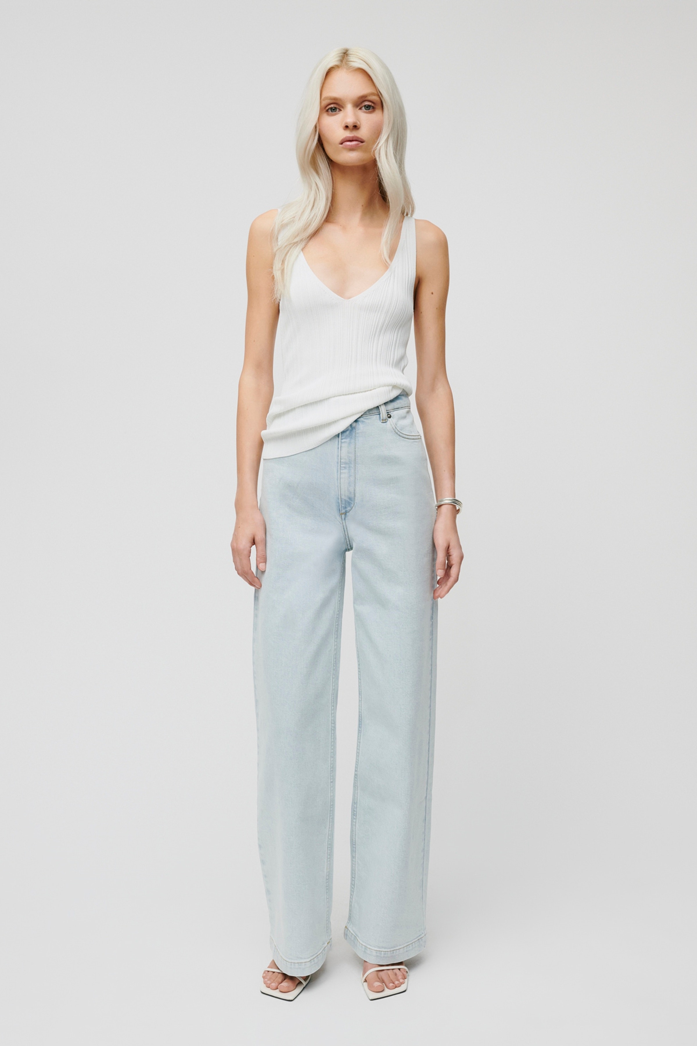 PIXIE Trousers LOOKBOOK FRONT 30600384-BL806