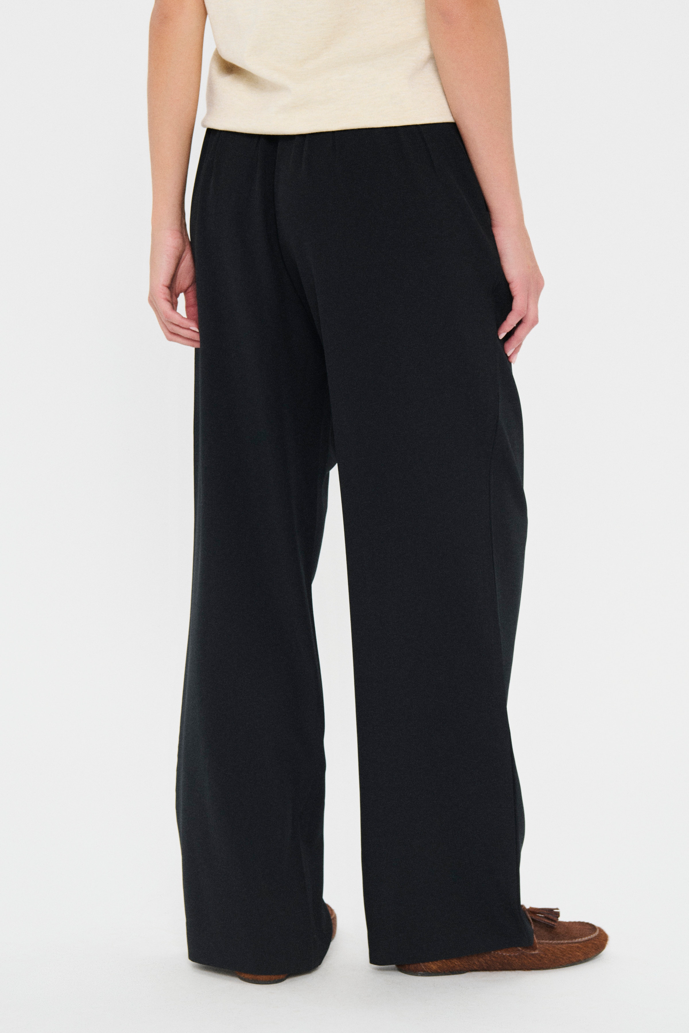 CelestSZ Wide Leg Hose LOOKBOOK BACK 30513530-193911