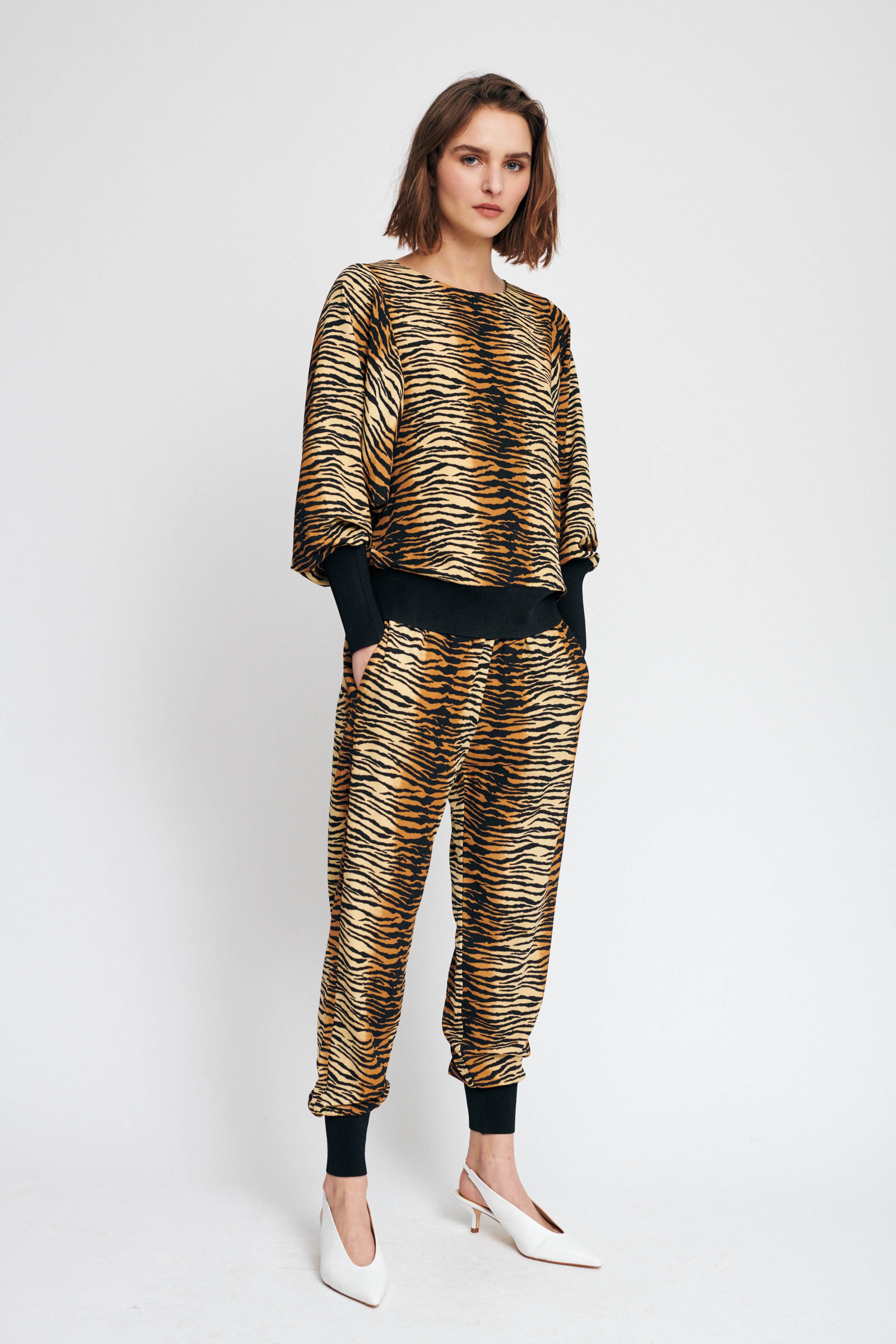 Casual pants LOOKBOOK FRONT 30104164-11476