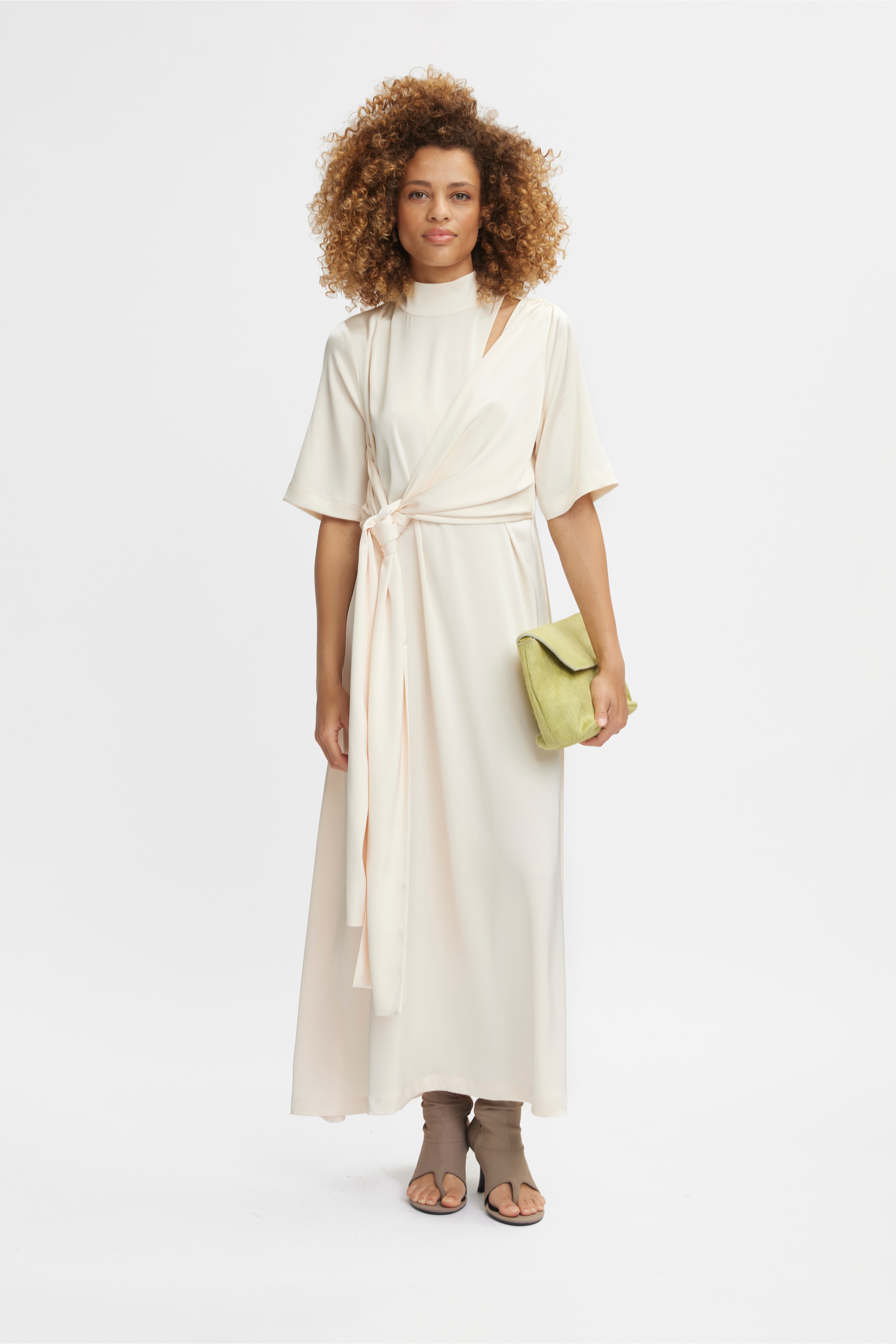 HarperGZ Kjole LOOKBOOK FRONT 10908920-110510