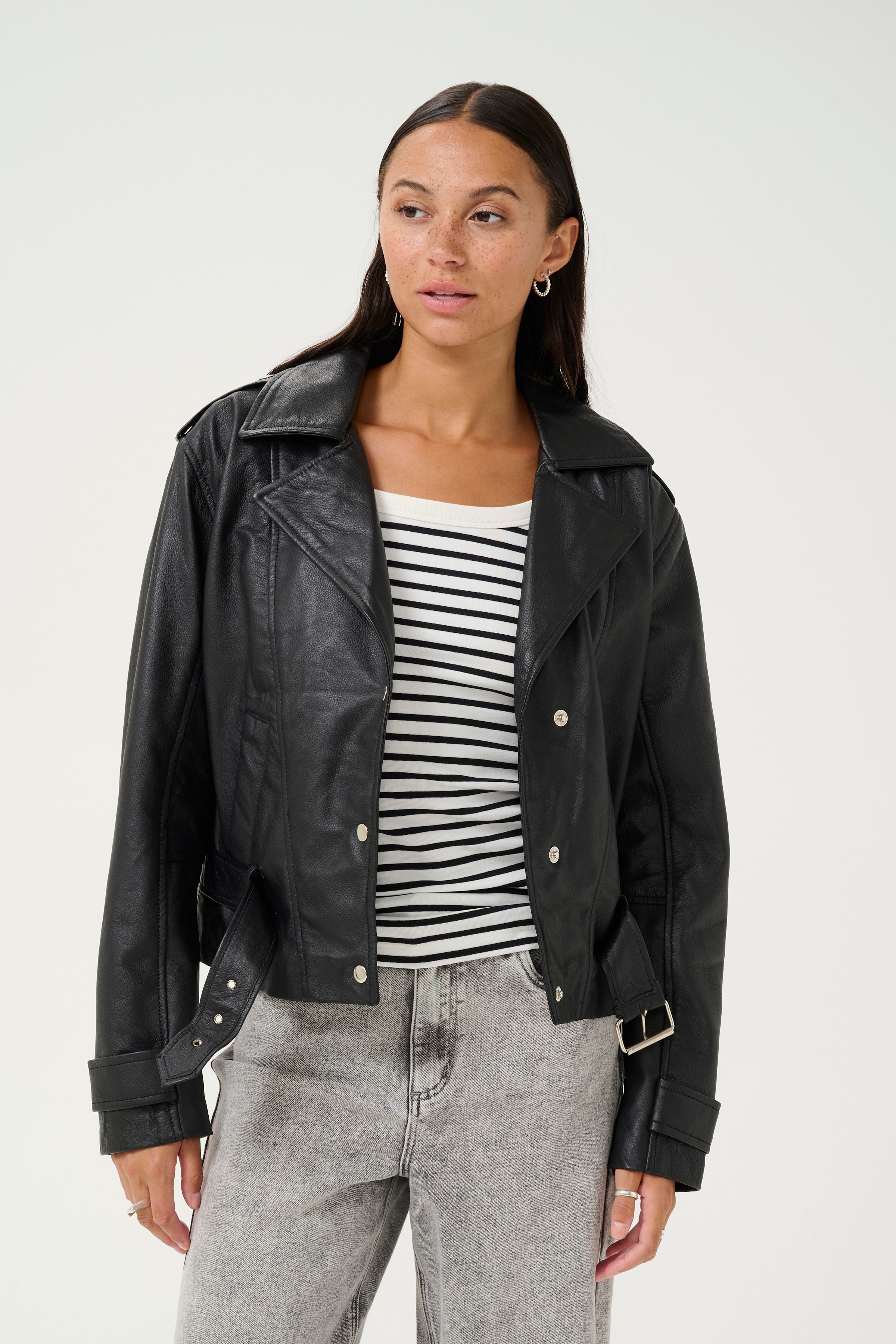 KAsue Leather jacket LOOKBOOK FRONT 10552375-100121