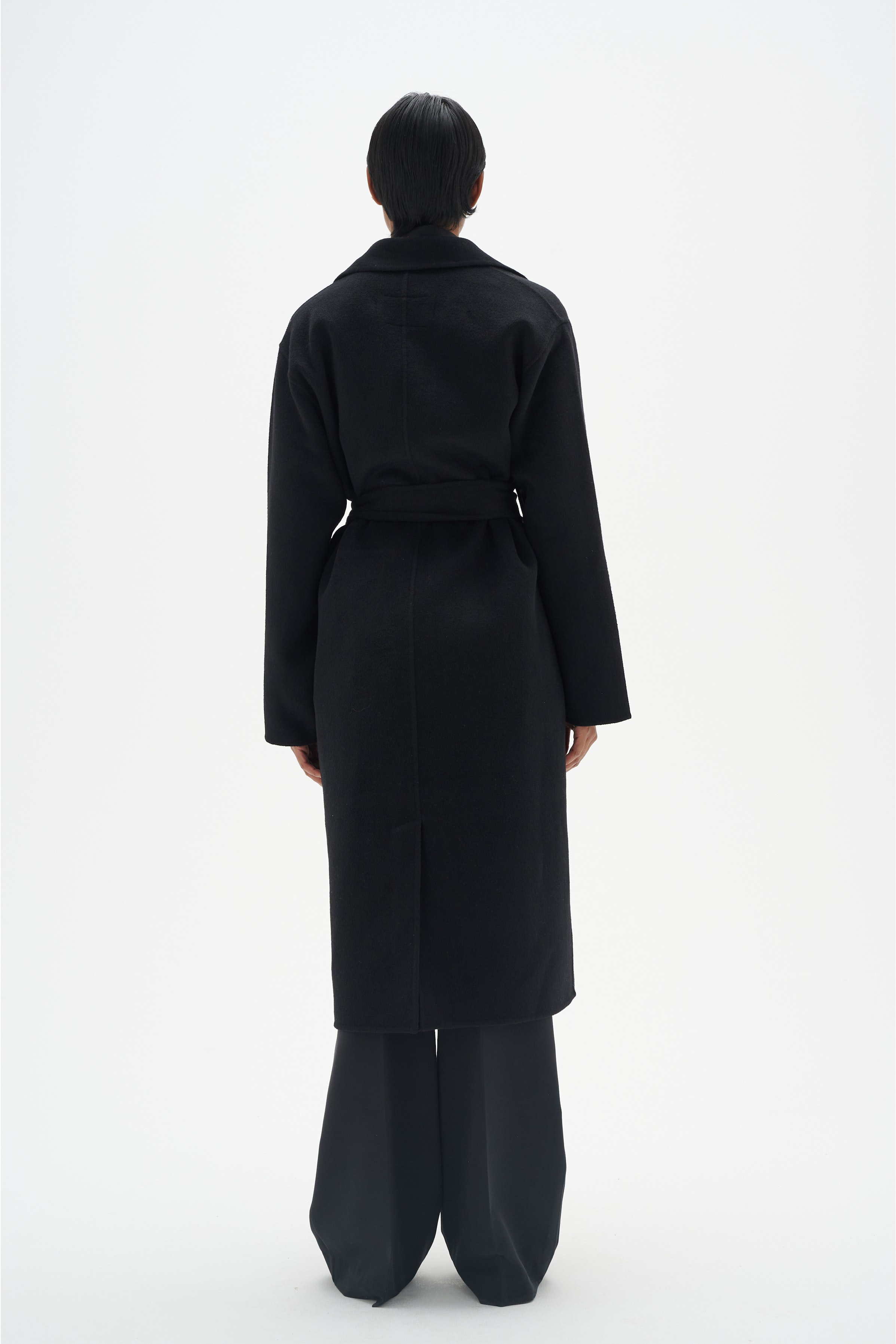 LiuroIW Coat LOOKBOOK FRONT 30108921-194008