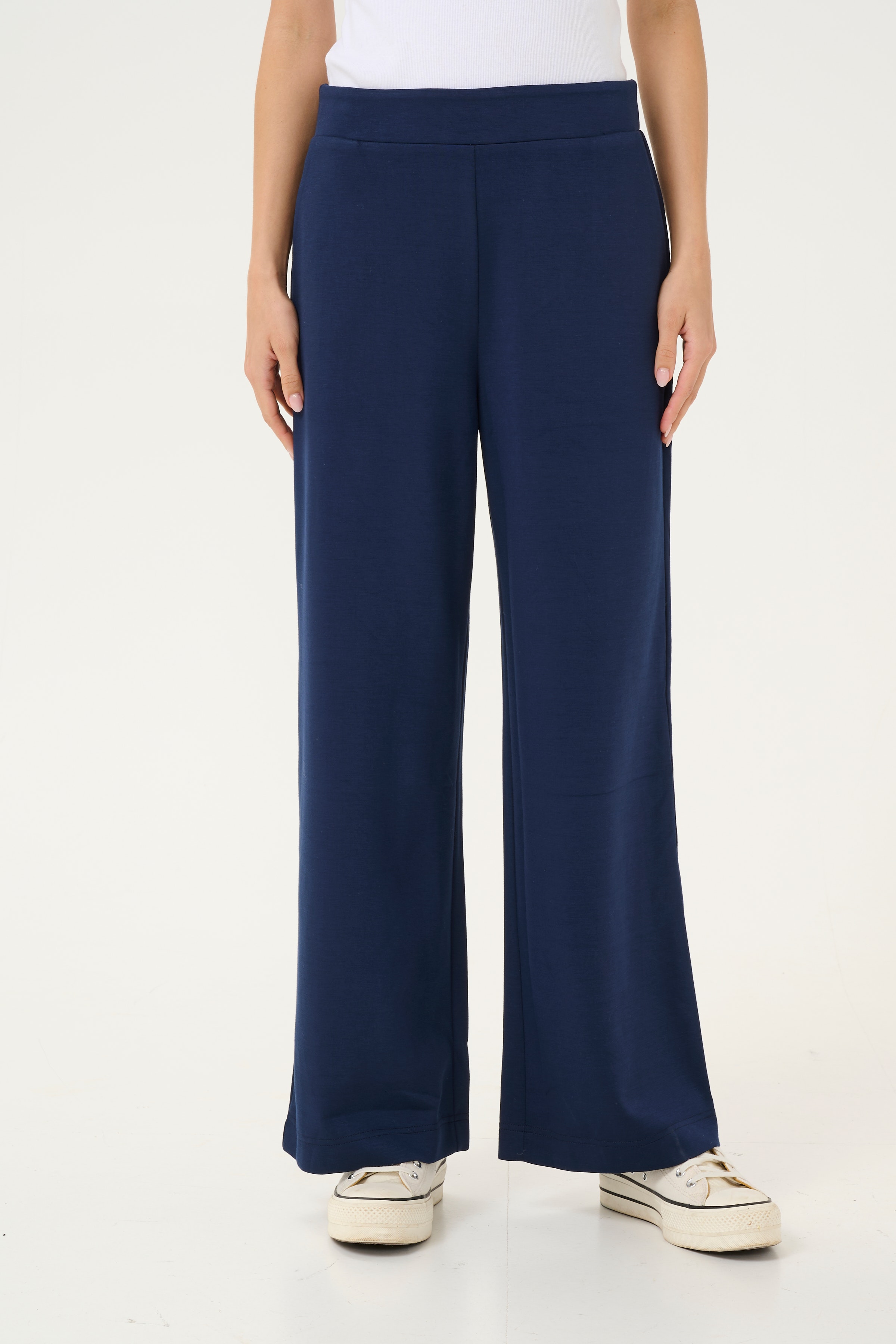 BPadona Bukser LOOKBOOK FRONT 10590858-194020B