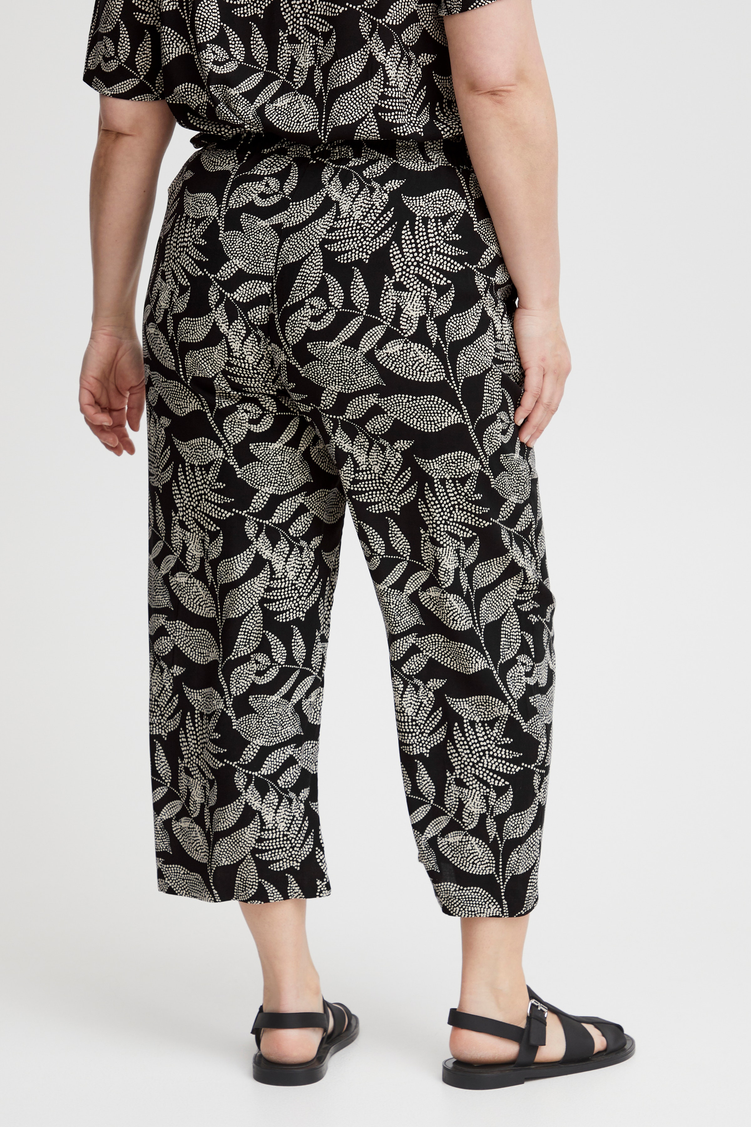 FPFUN Byxor LOOKBOOK FRONT 20612337-200115