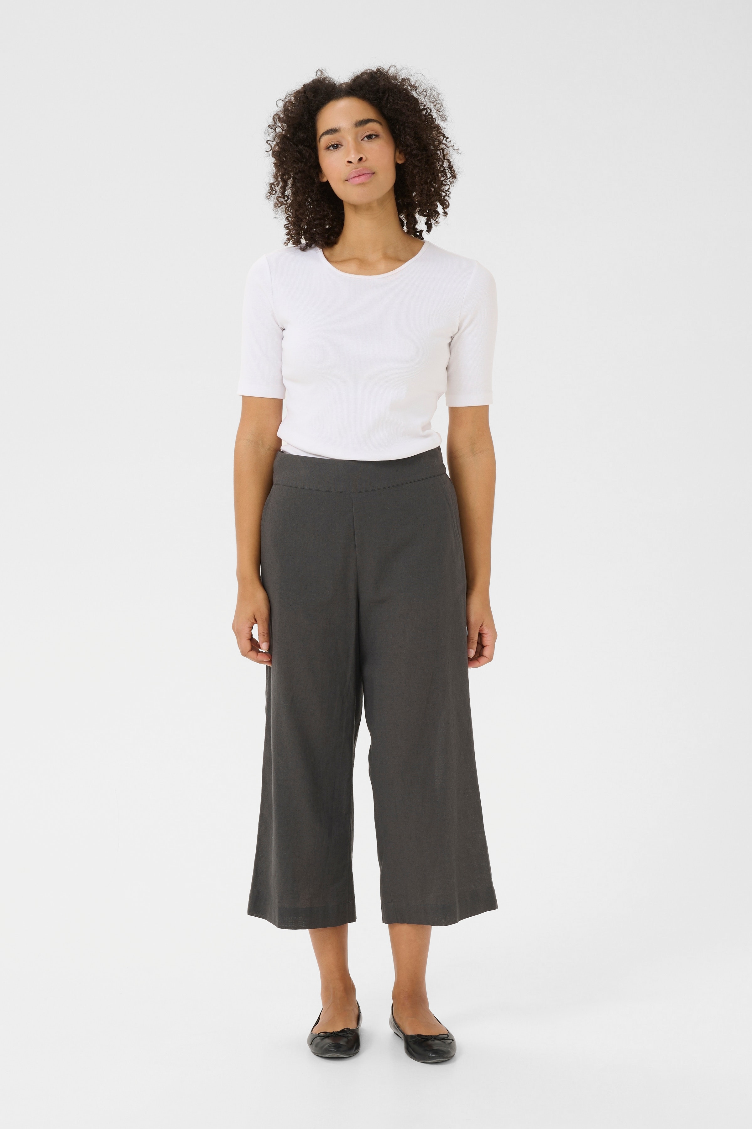 BPkia Trousers LOOKBOOK FRONT 10590416-194215B