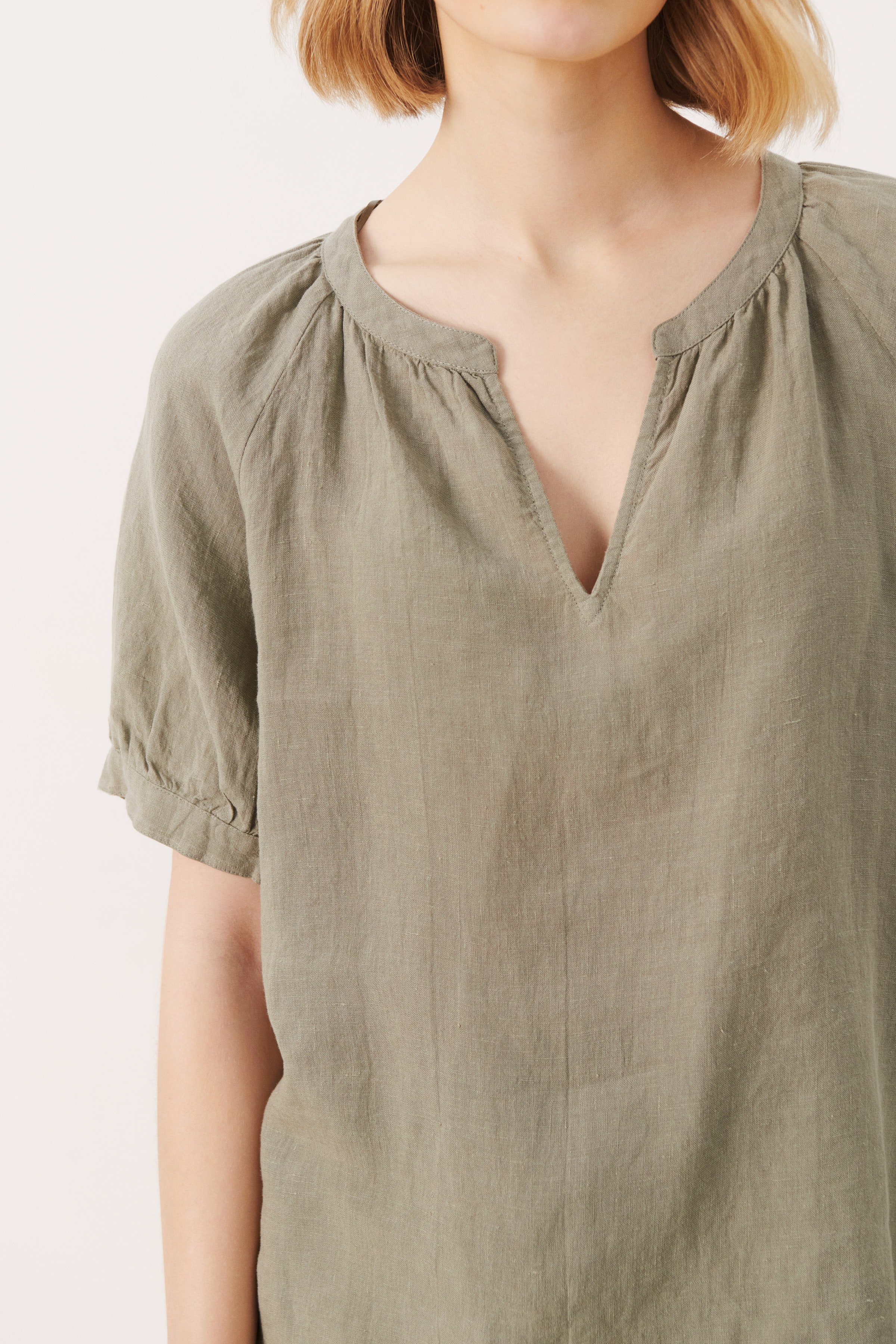 PopsyPW Short-sleeved linen blouse LOOKBOOK DETAIL 30306825-170613