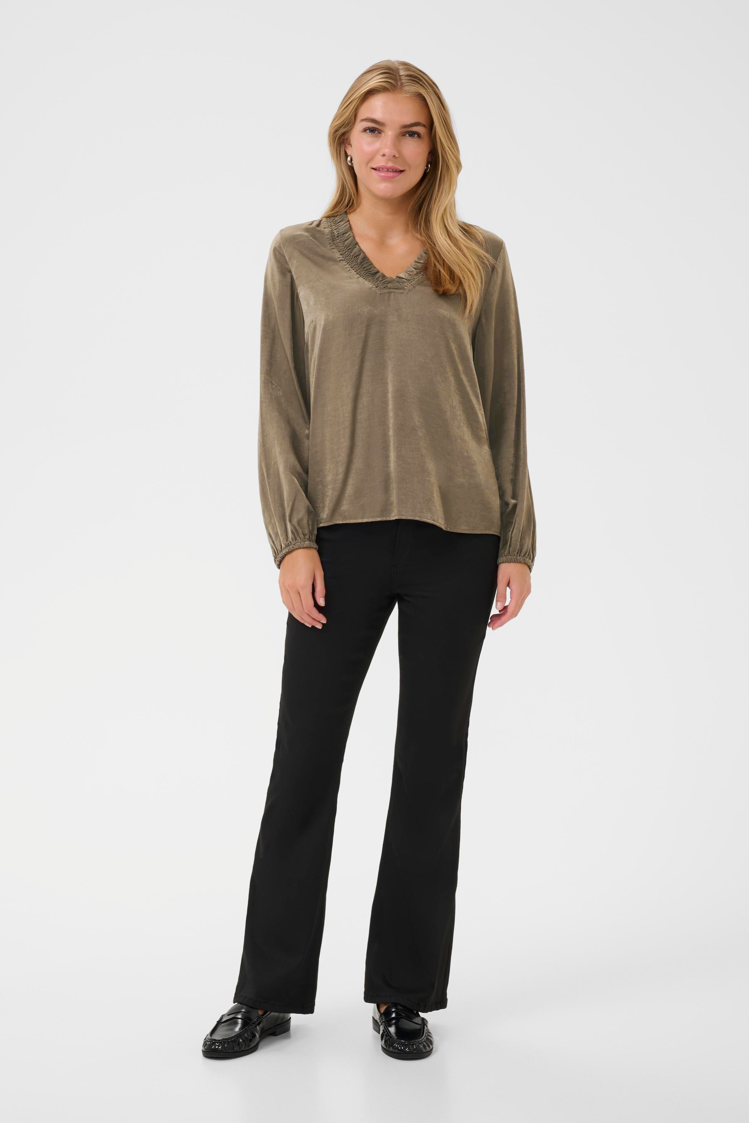 KAmille Bluse LOOKBOOK FRONT 10510845-190808