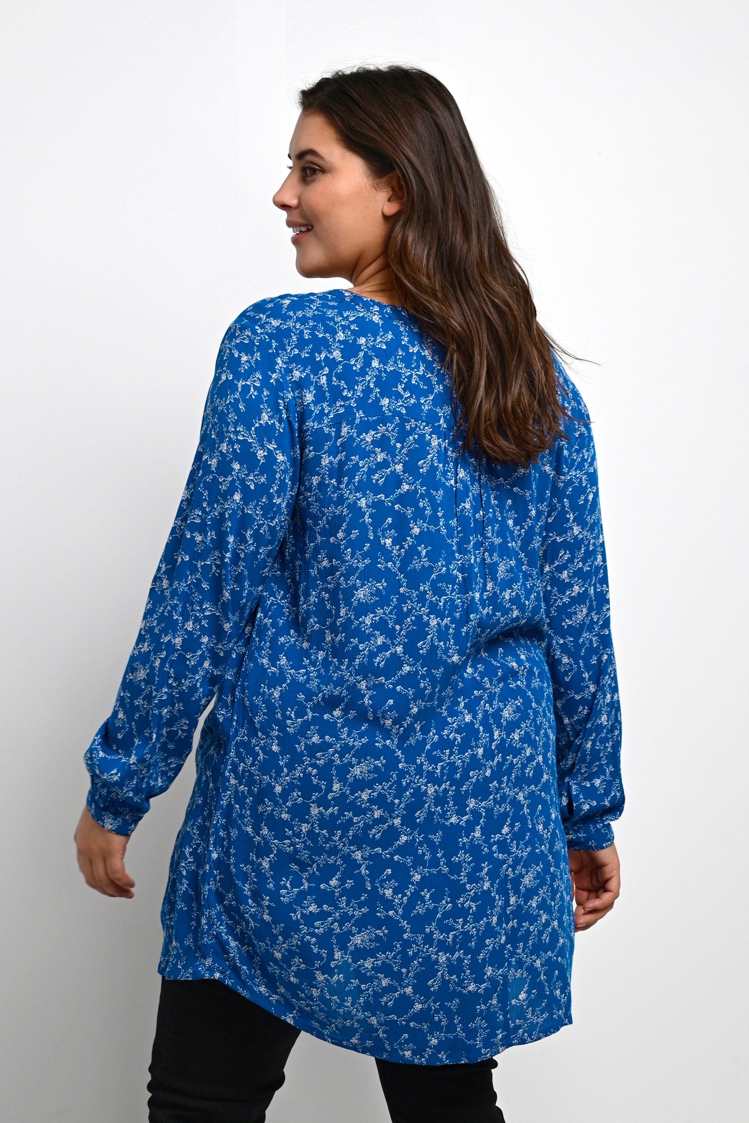 KCfewa Tunic LOOKBOOK BACK 10581034-103286