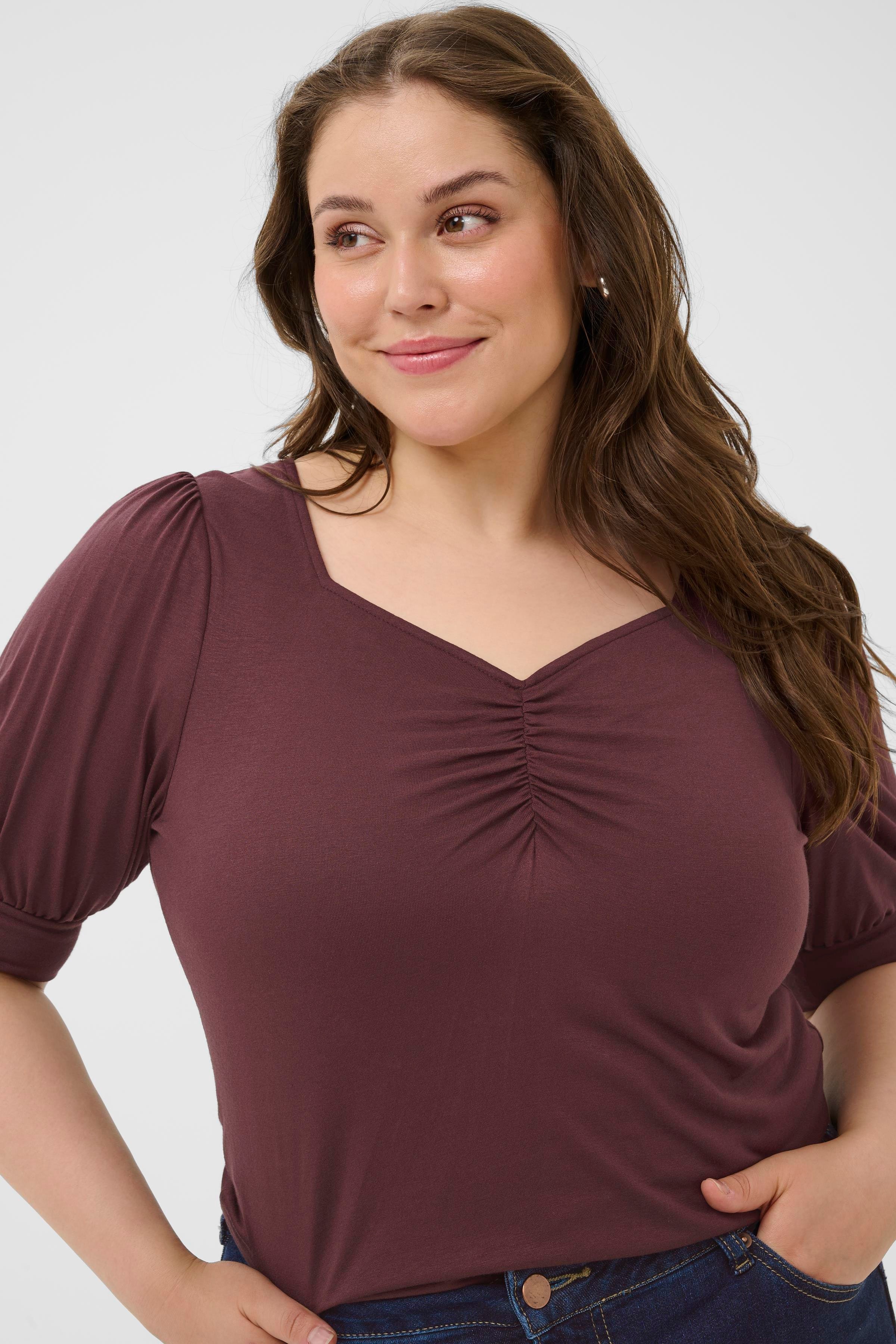 KCsissy Bluse LOOKBOOK DETAIL 10581401-191619