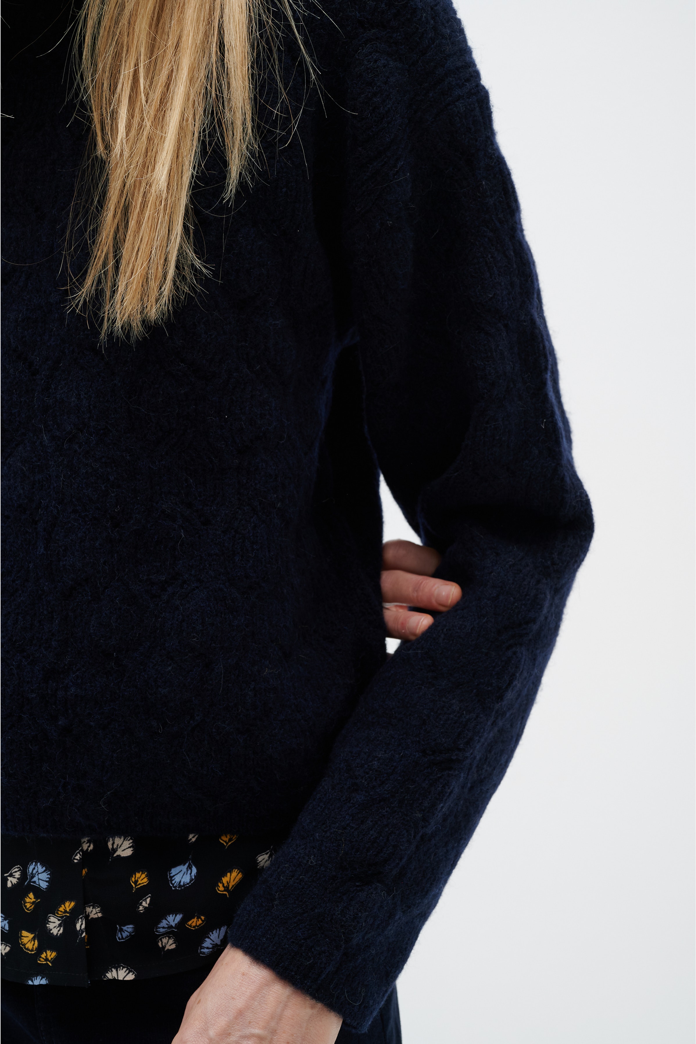 RodasIW Pullover LOOKBOOK DETAIL 30108608-1938641