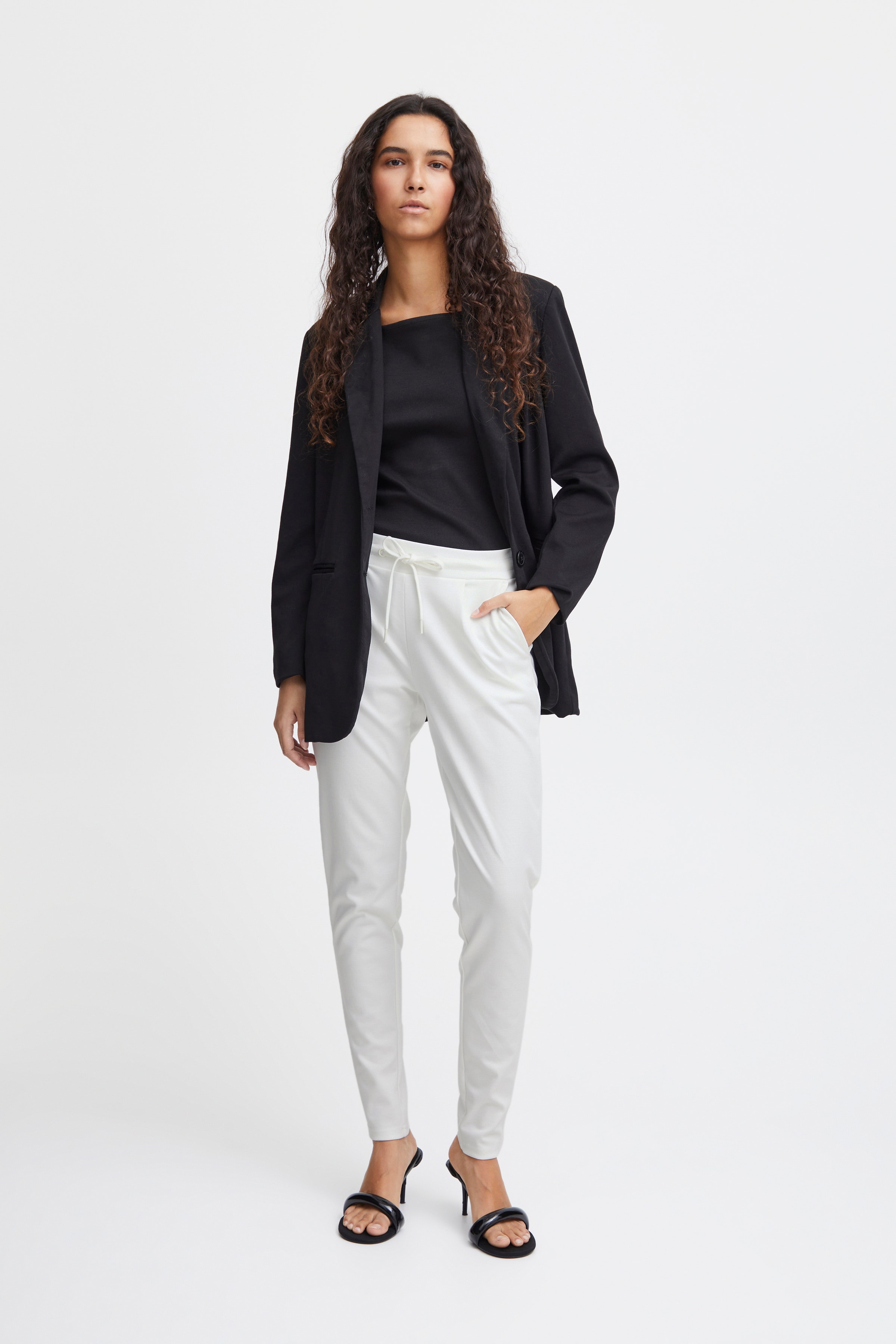 IHKATE Bukser LOOKBOOK FRONT 20105036-114201