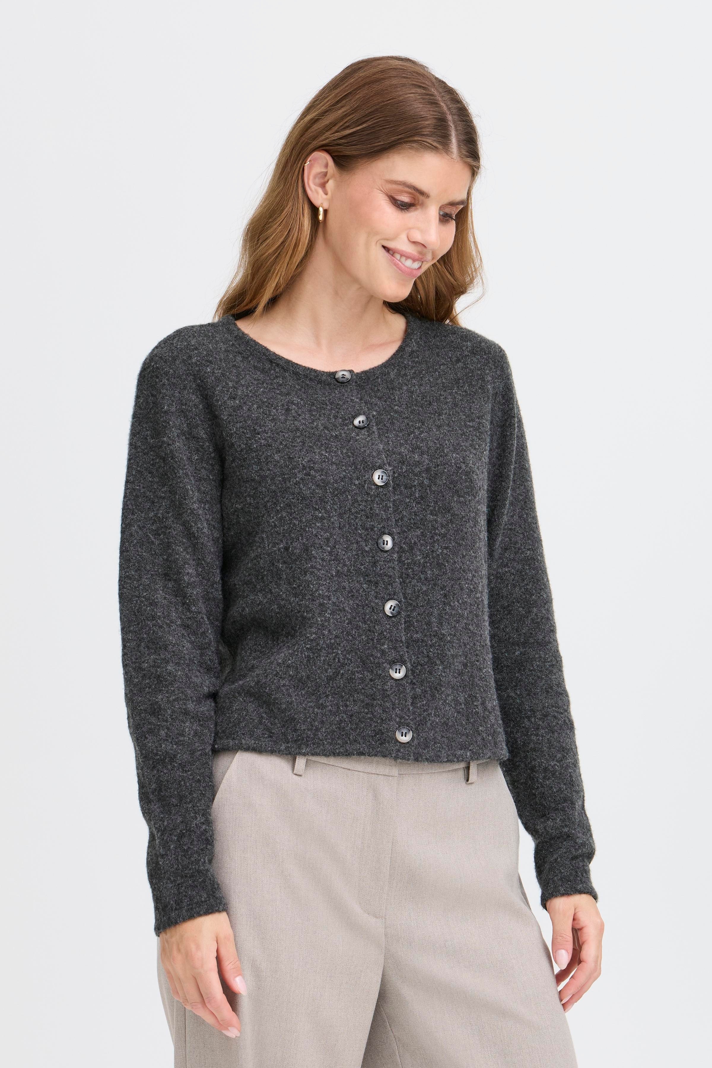 FRNOAH Cardigan LOOKBOOK FRONT 20617250-1806011