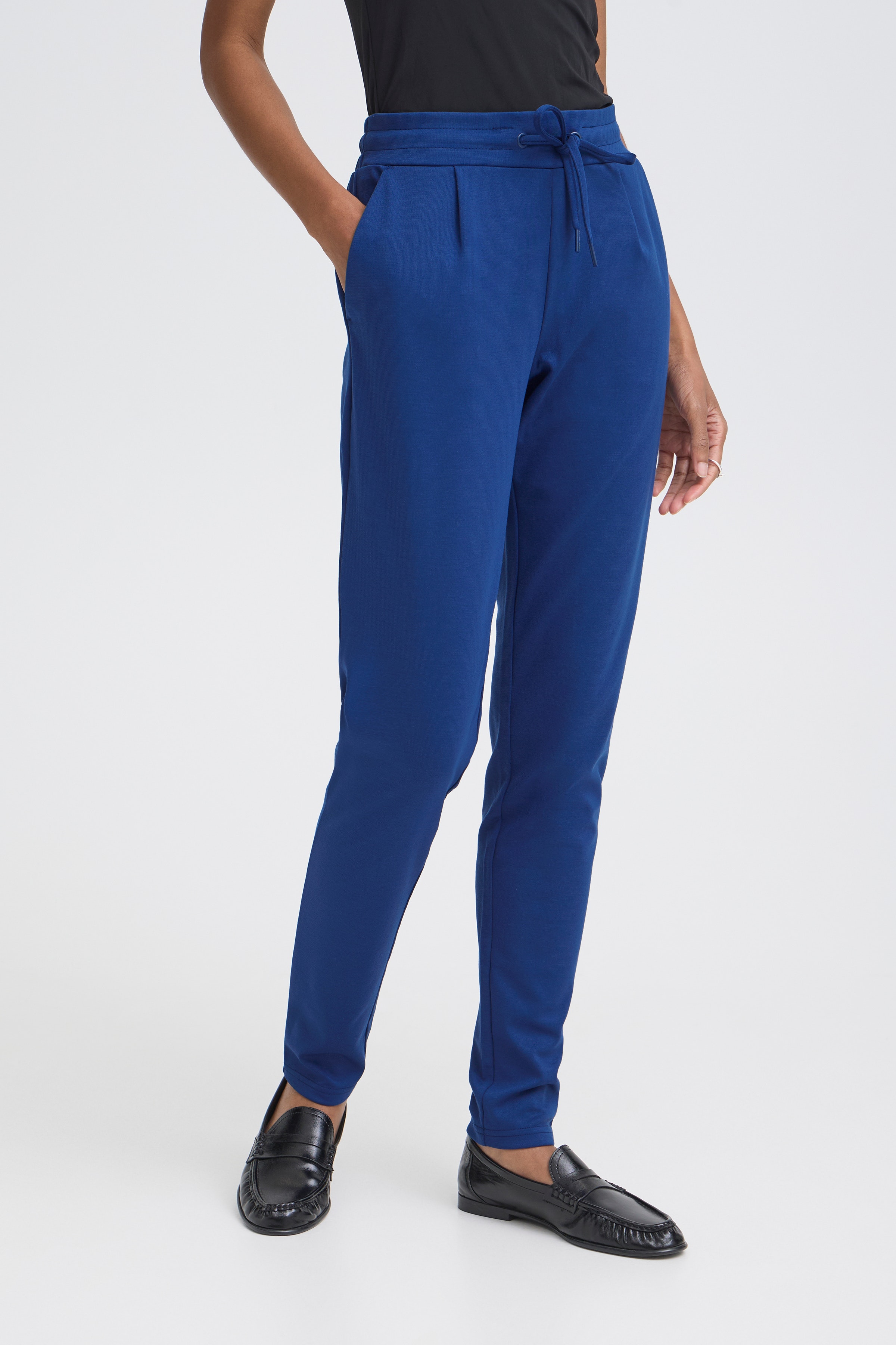 IHKATE Trousers LOOKBOOK FRONT 20105036-193939