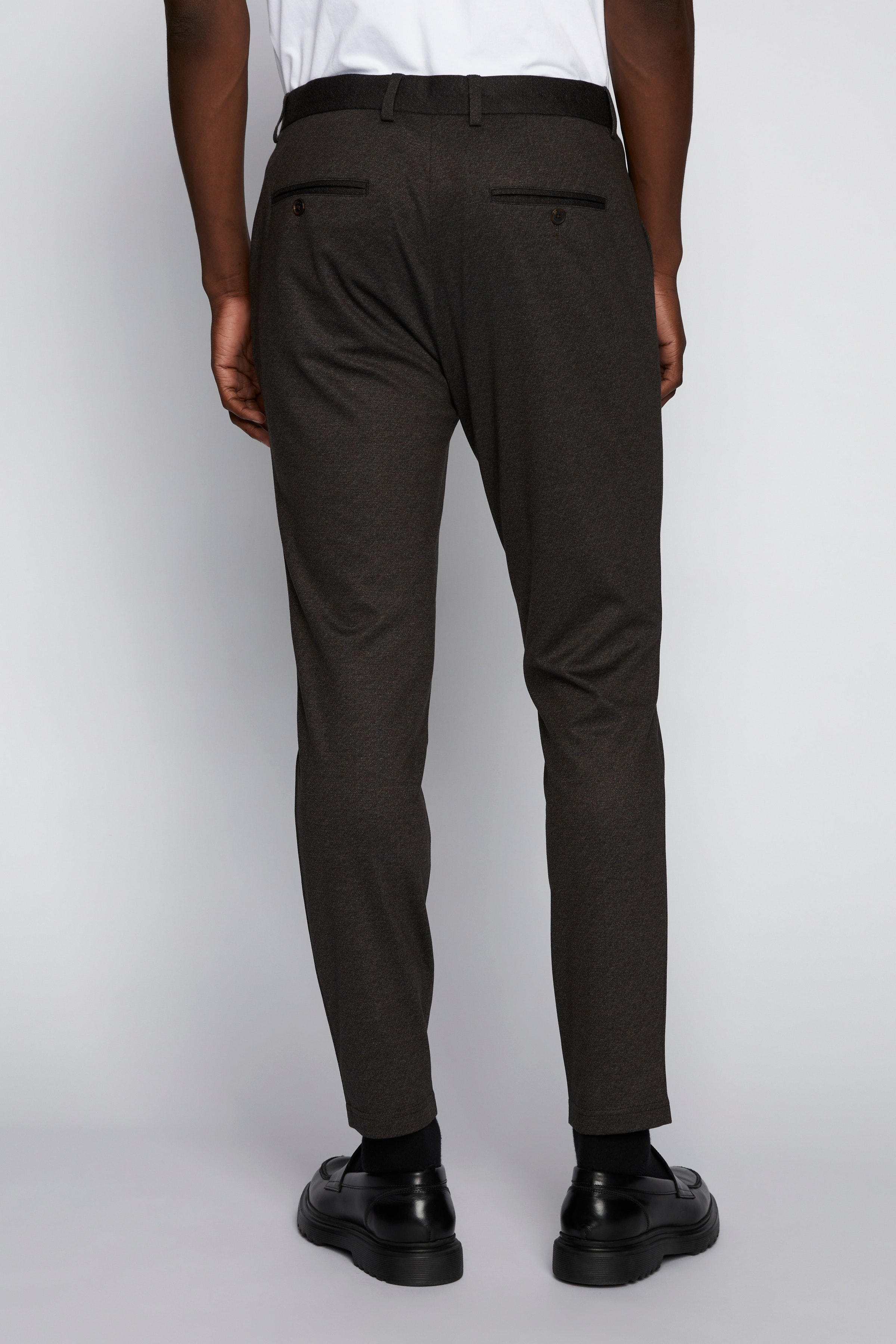 MAliam Hose LOOKBOOK BACK 30206302-190820