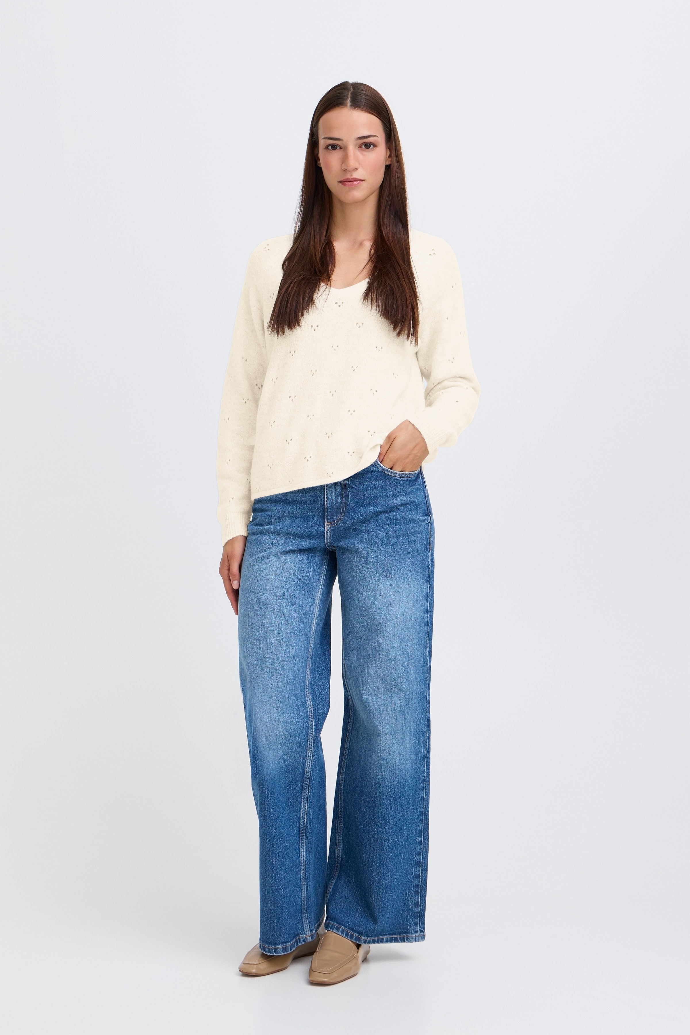 BYMONNA Pullover LOOKBOOK FRONT 20817121-1309051