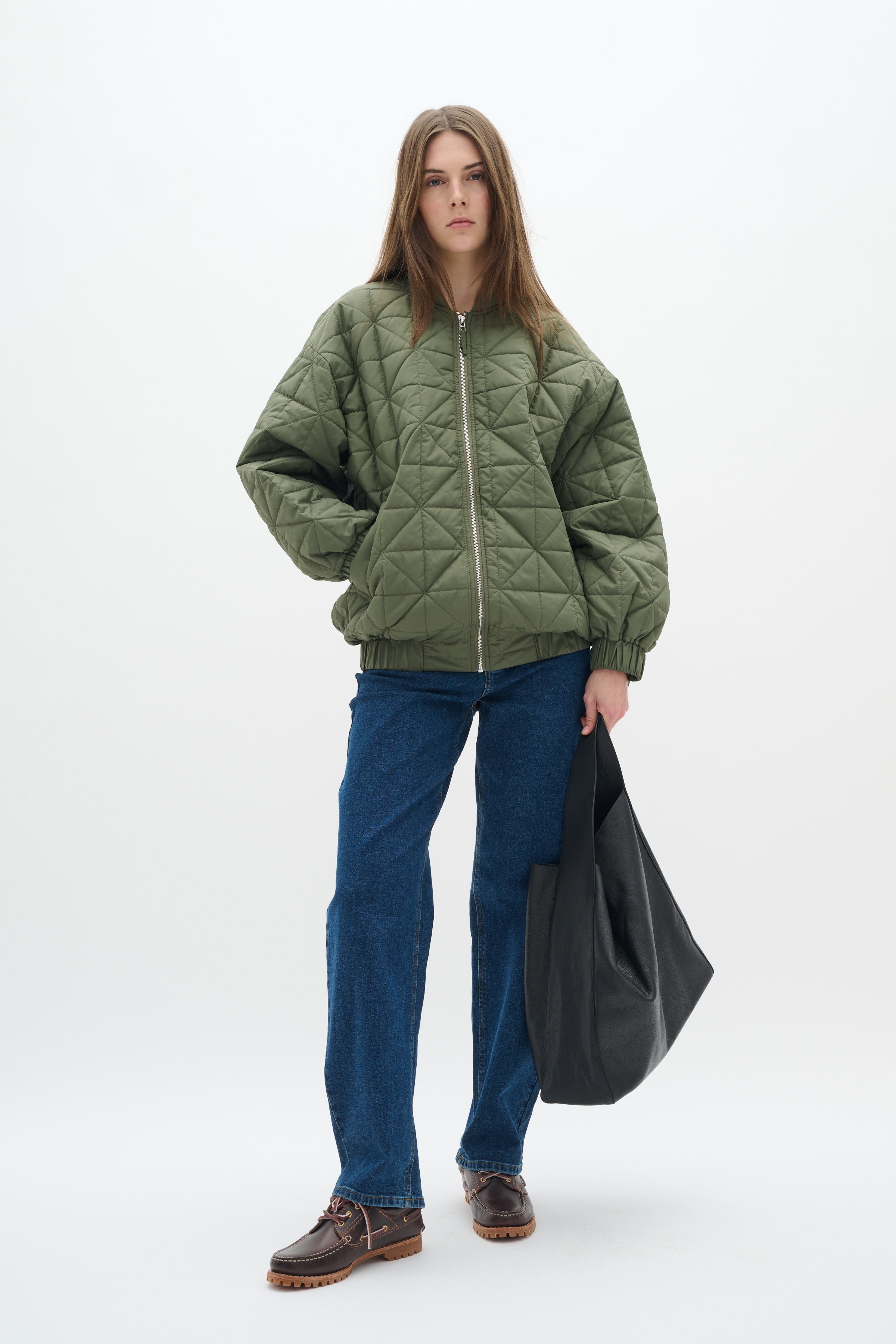 TeiganIW Outerwear LOOKBOOK FRONT 30109056-190312