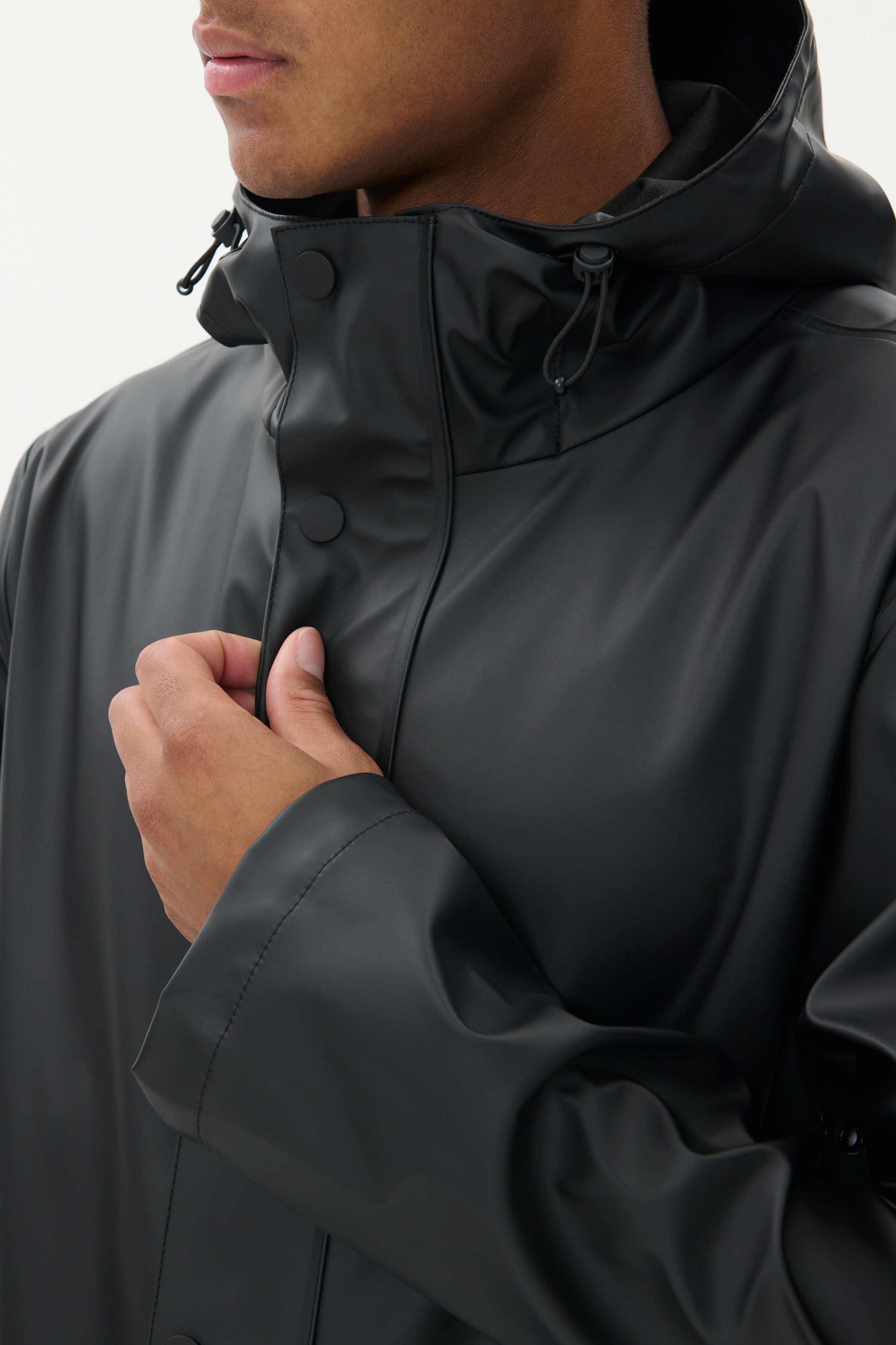 MARainy Mantel LOOKBOOK DETAIL 30208723-300275