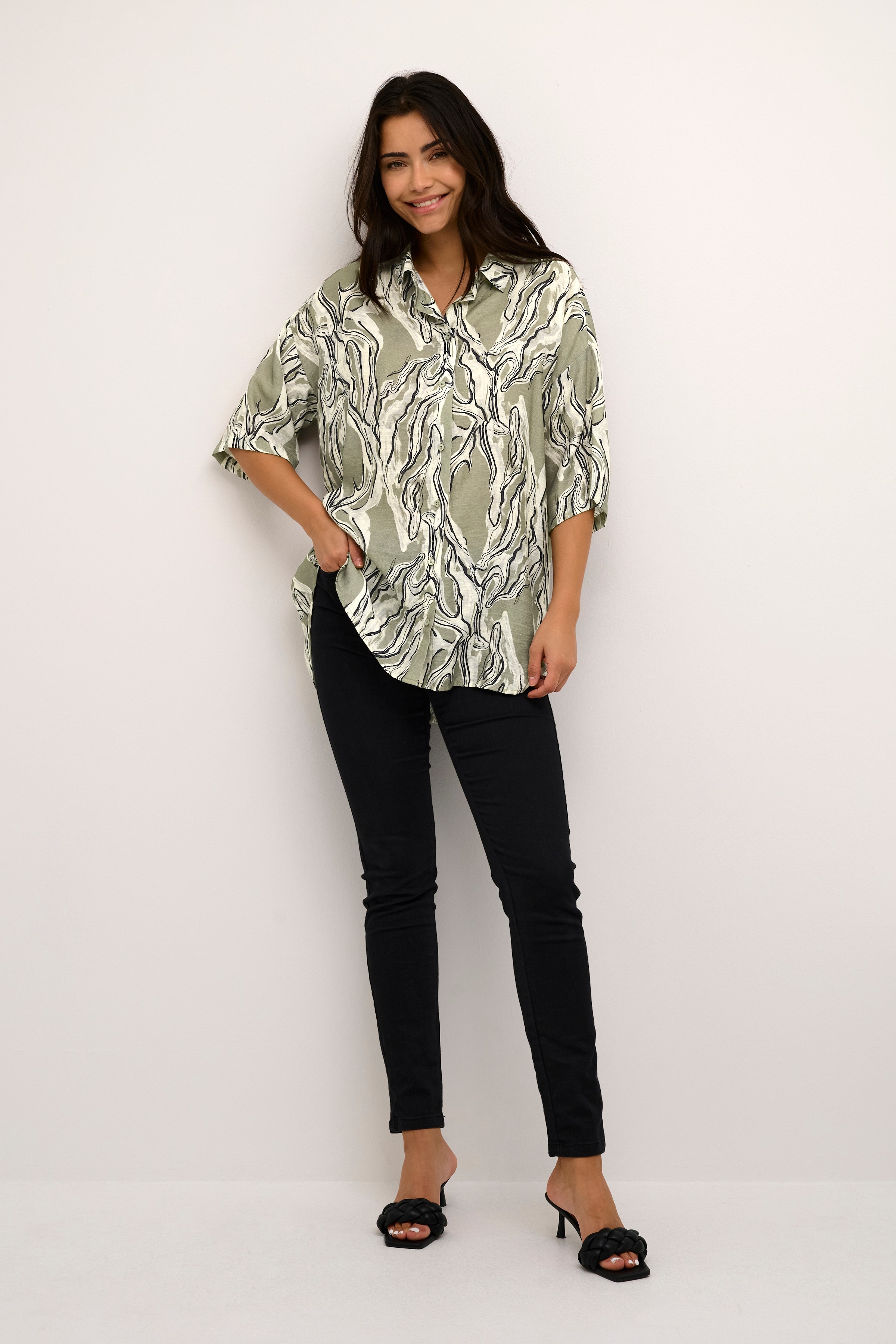 KAelino Shirt LOOKBOOK FRONT 10508552-105751