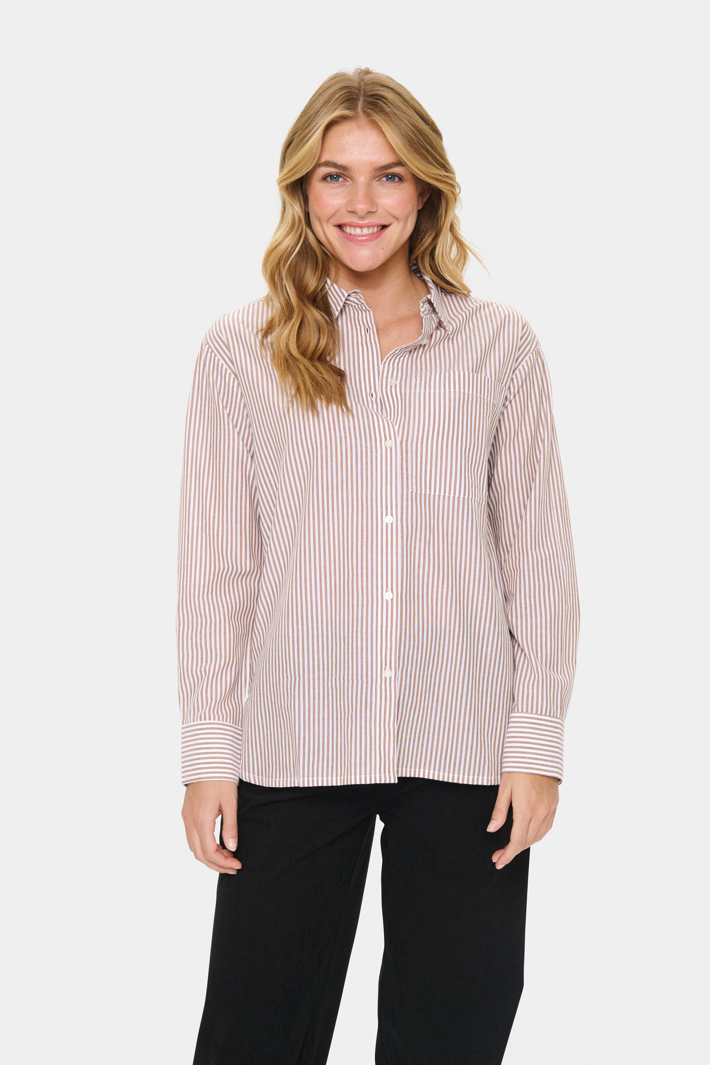 MarleySZ Shirt LOOKBOOK FRONT 30514360-171038
