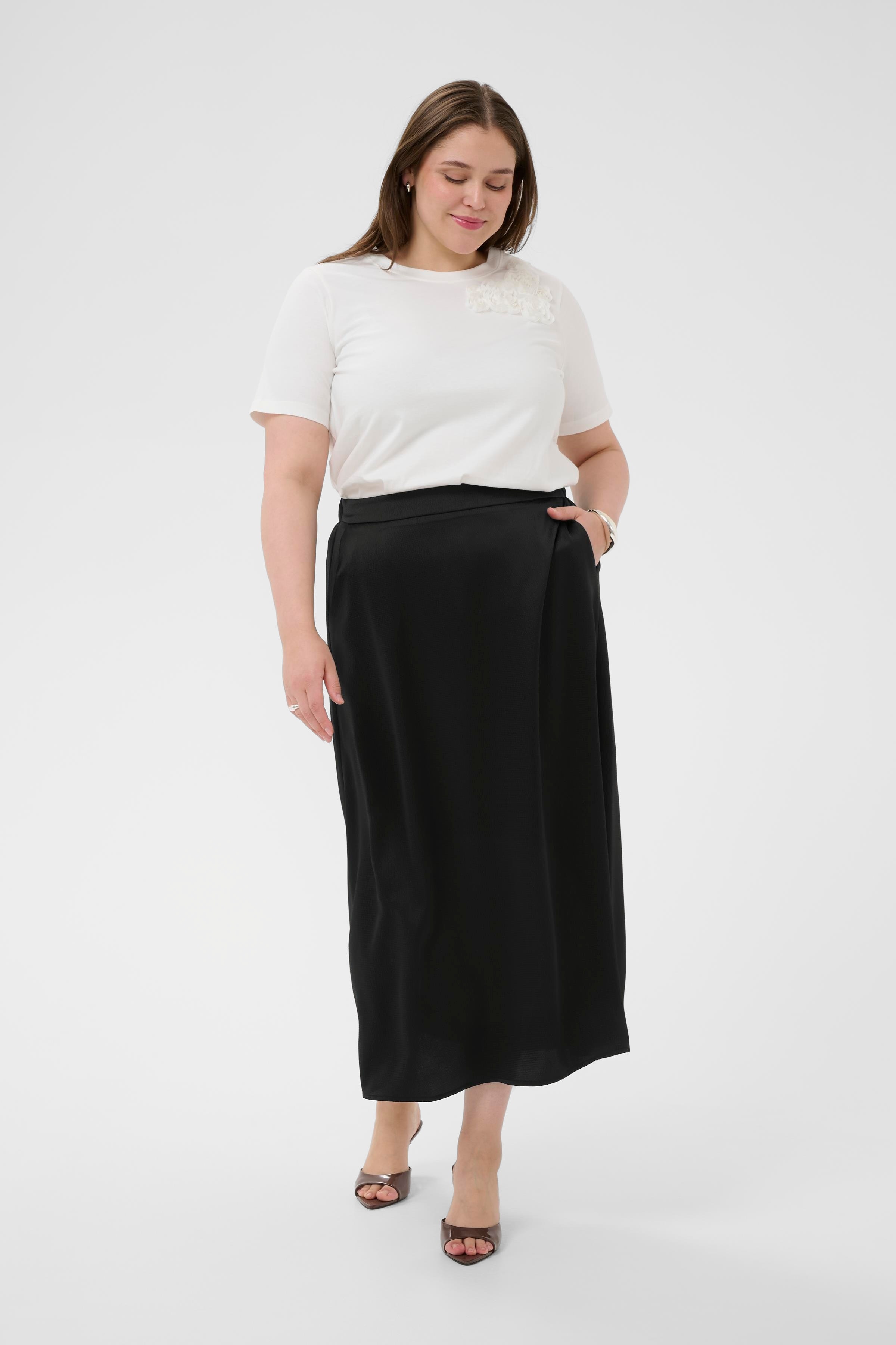 KCdina Kjol LOOKBOOK FRONT 10582710-100121