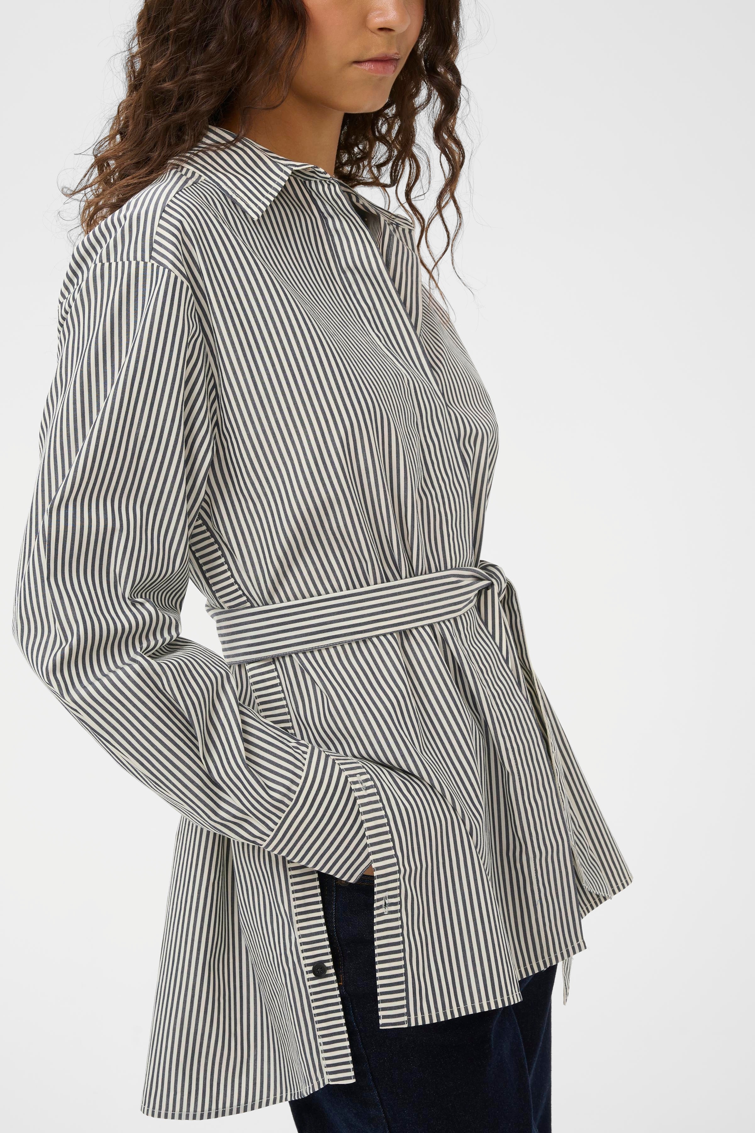 NataljaIW Skjorta LOOKBOOK DETAIL 30111016-300667