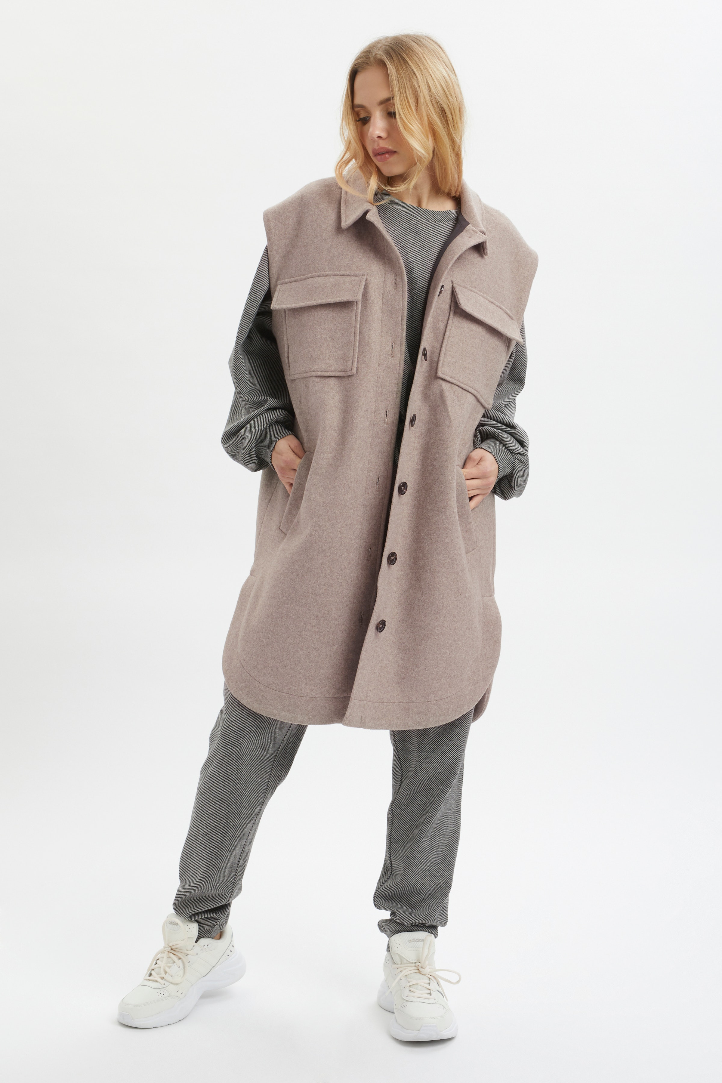 KAmelida Varm vest LOOKBOOK FRONT 10506014-1708081
