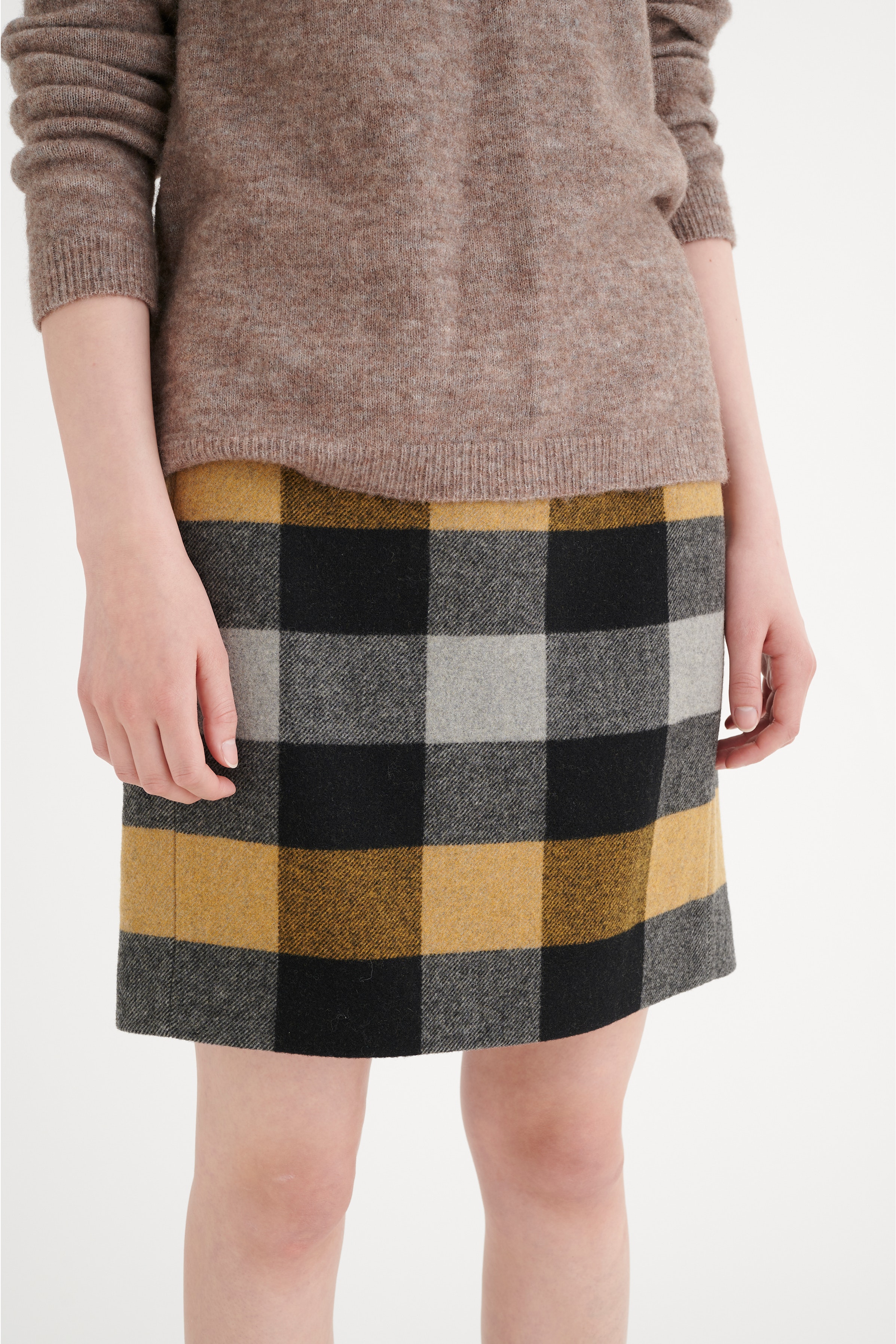 TuvaIW Rock LOOKBOOK FRONT 30106522-300992