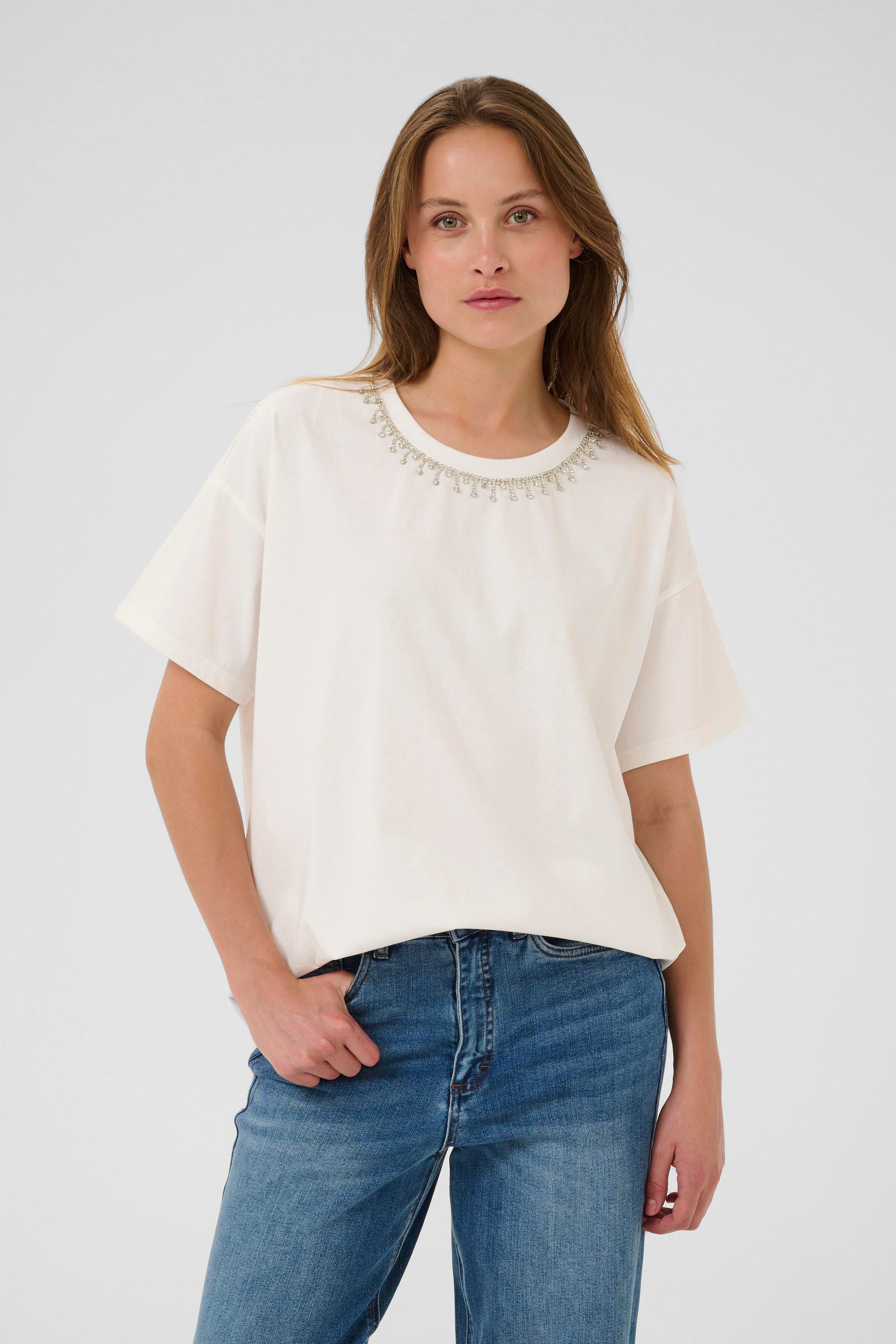 KAhelen T-shirt LOOKBOOK FRONT 10510661-110602