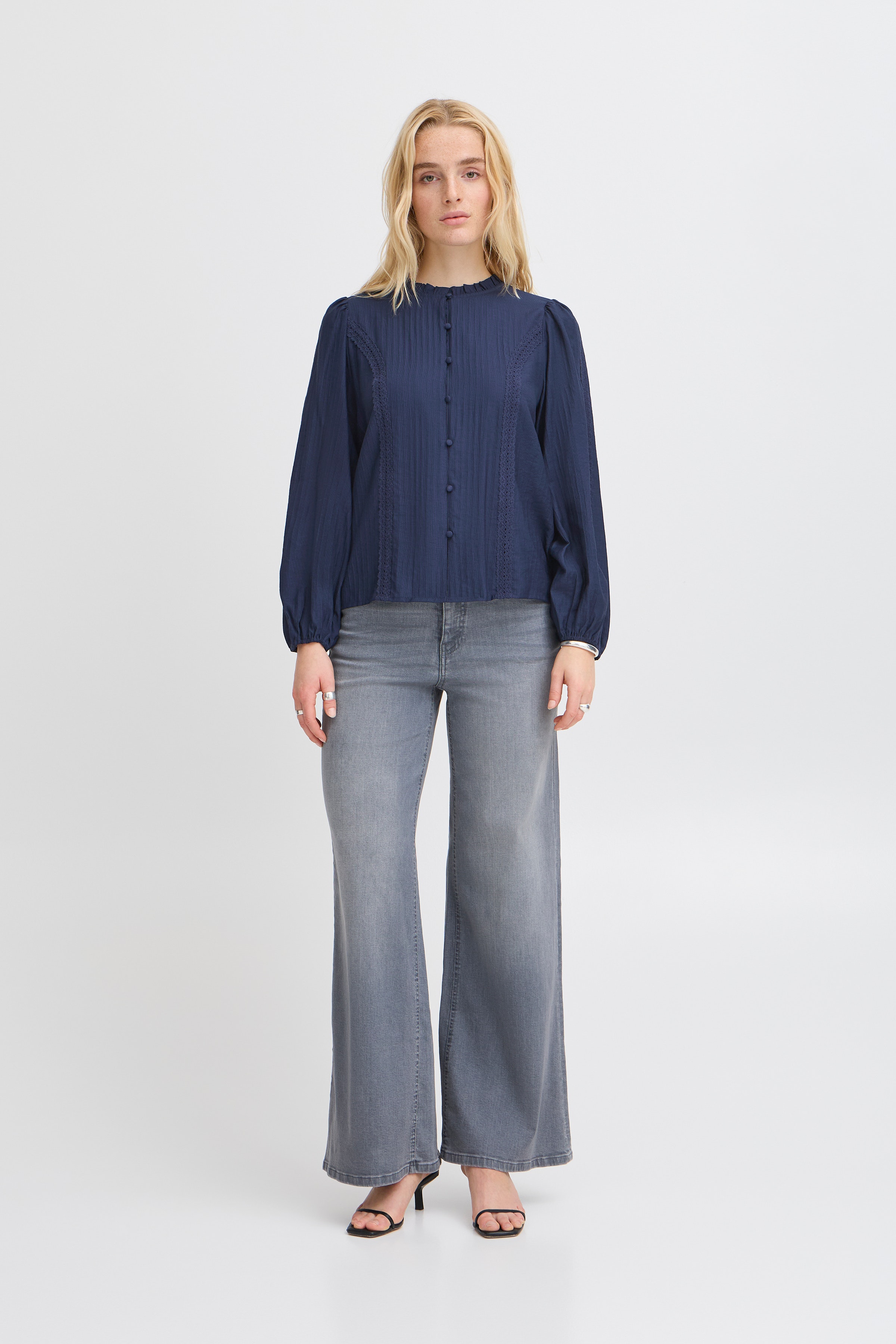 IHEVINA Skjorte LOOKBOOK FRONT 20123543-194010