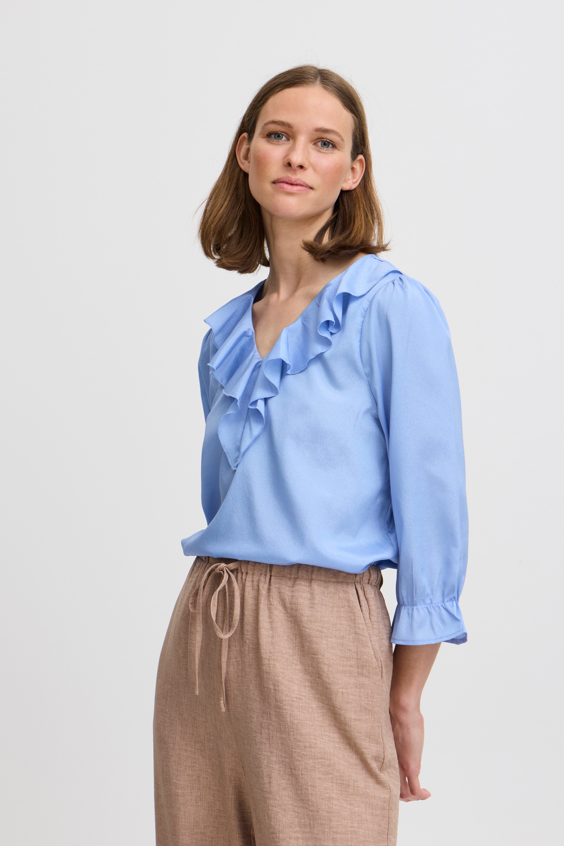 BYHANIKO Bluse LOOKBOOK FRONT 20816419-153930