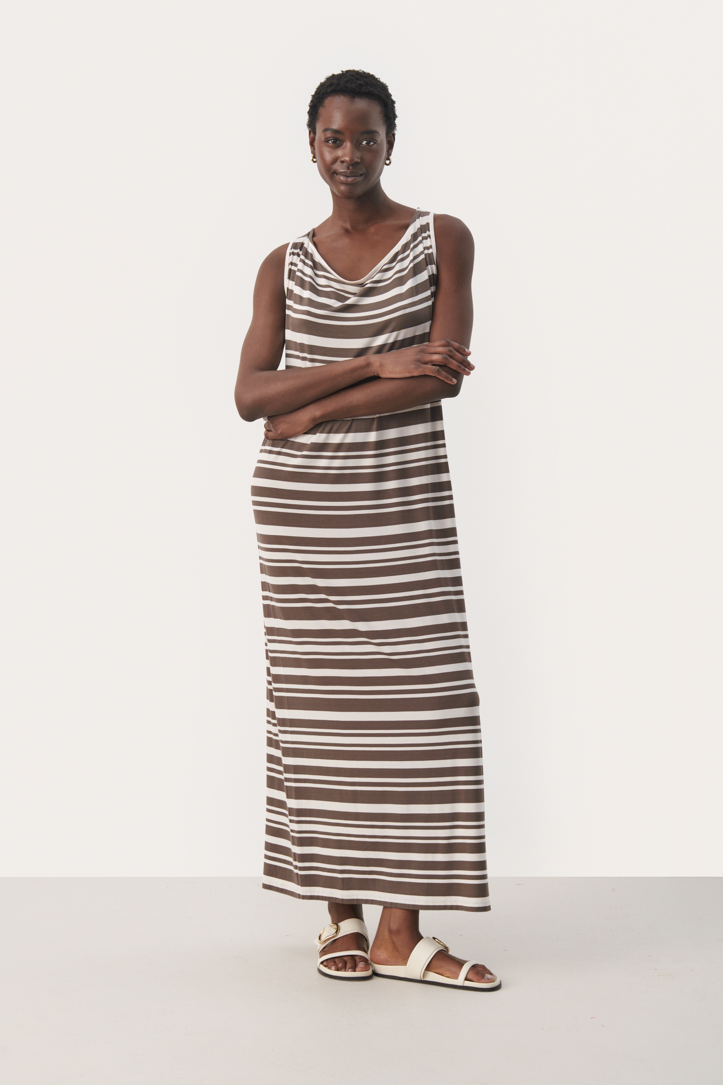 GekkaPW Klänning LOOKBOOK FRONT 30308645-302921