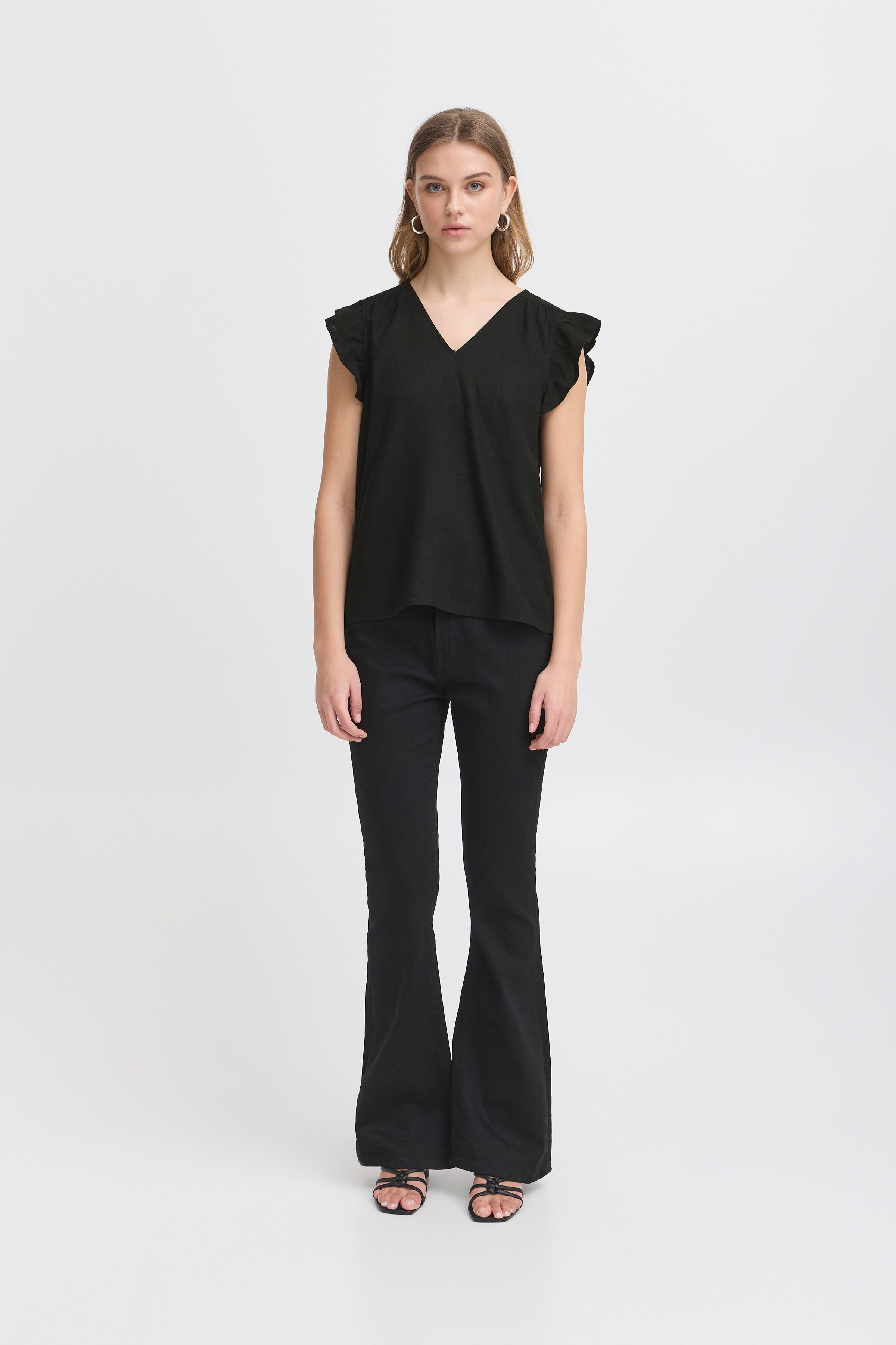 IHLINNO Ærmeløs bluse LOOKBOOK FRONT 20122924-194008