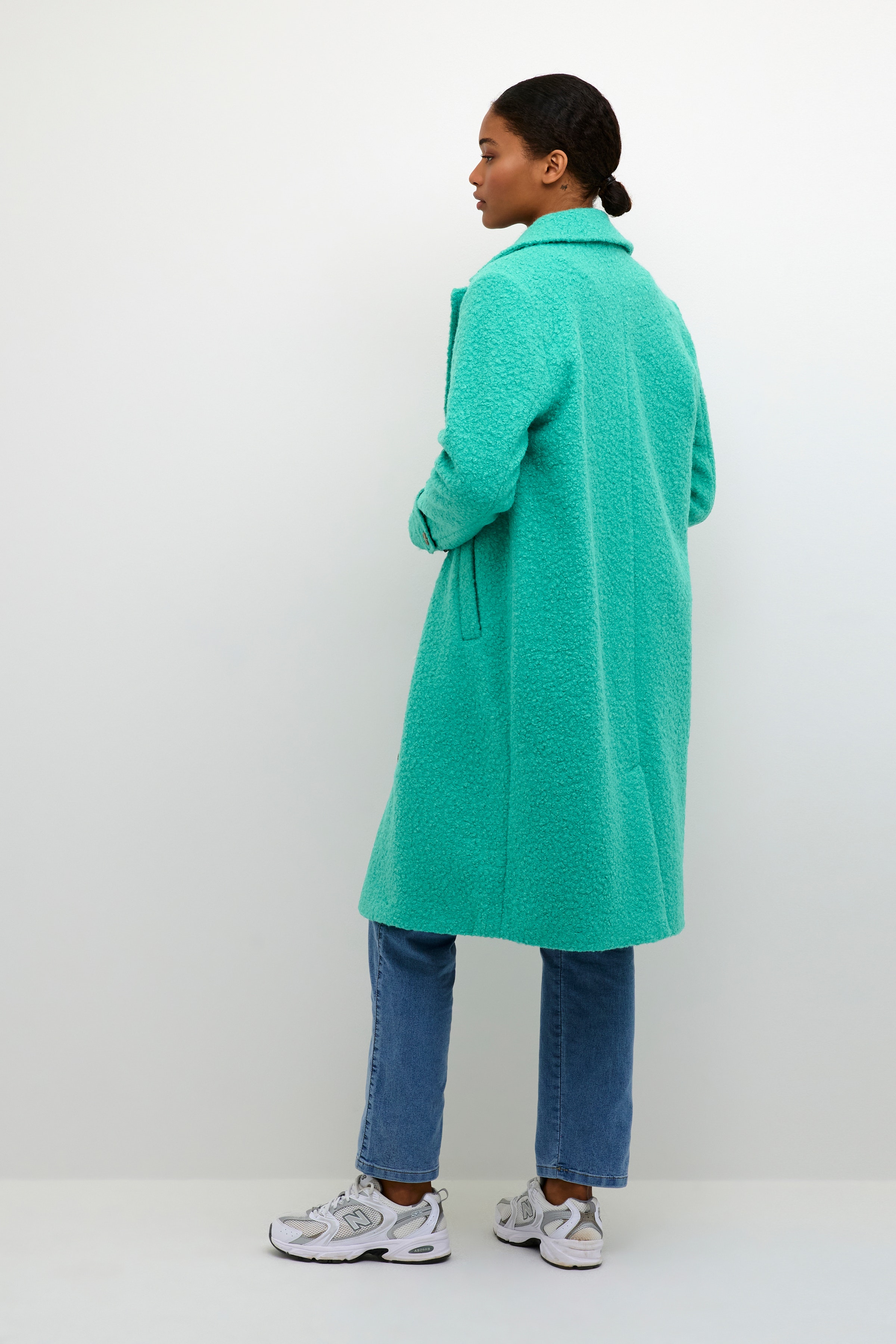 KAanne Coat LOOKBOOK BACK 10506924-165825