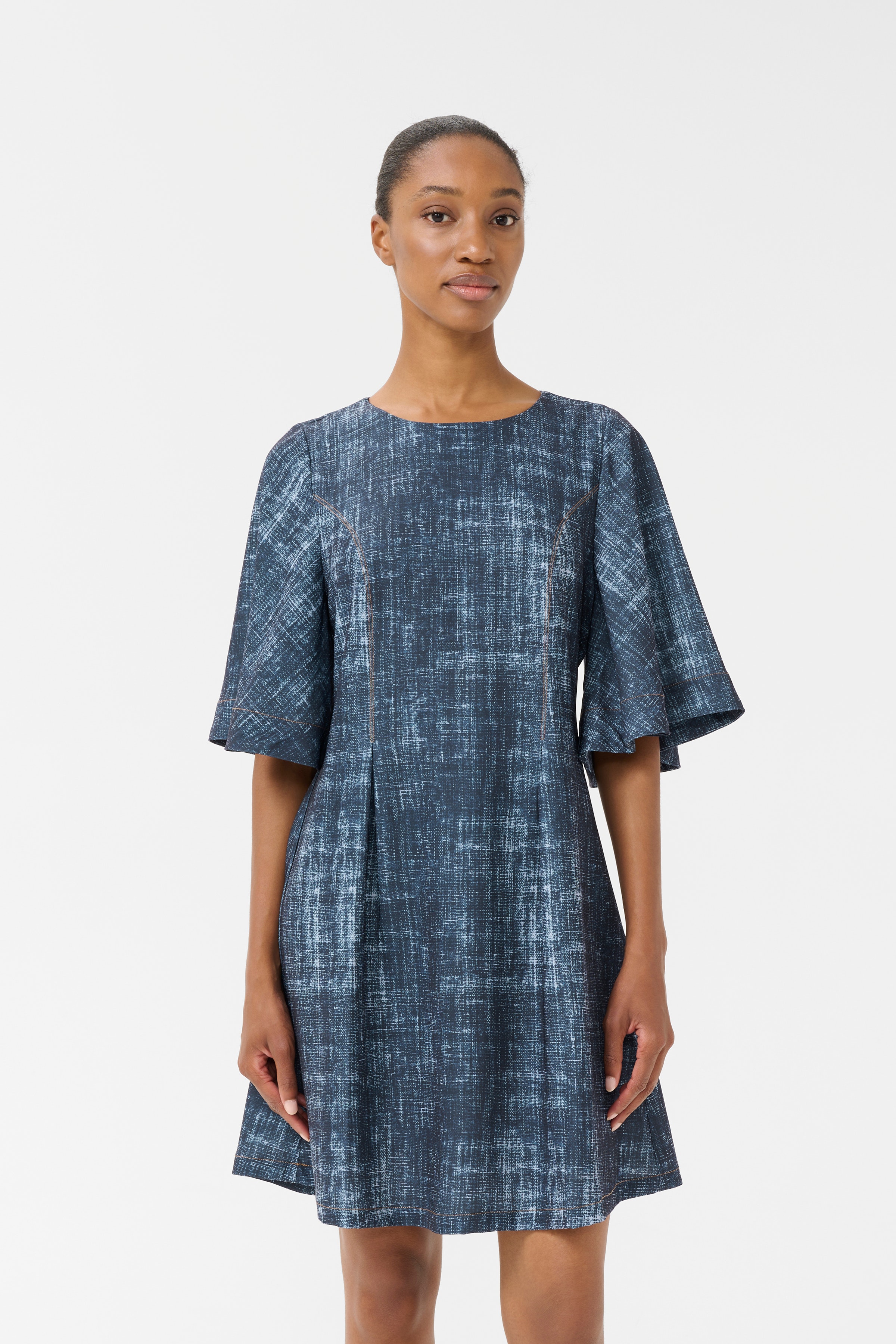 GZdemia Klänning LOOKBOOK FRONT 10910411-107880