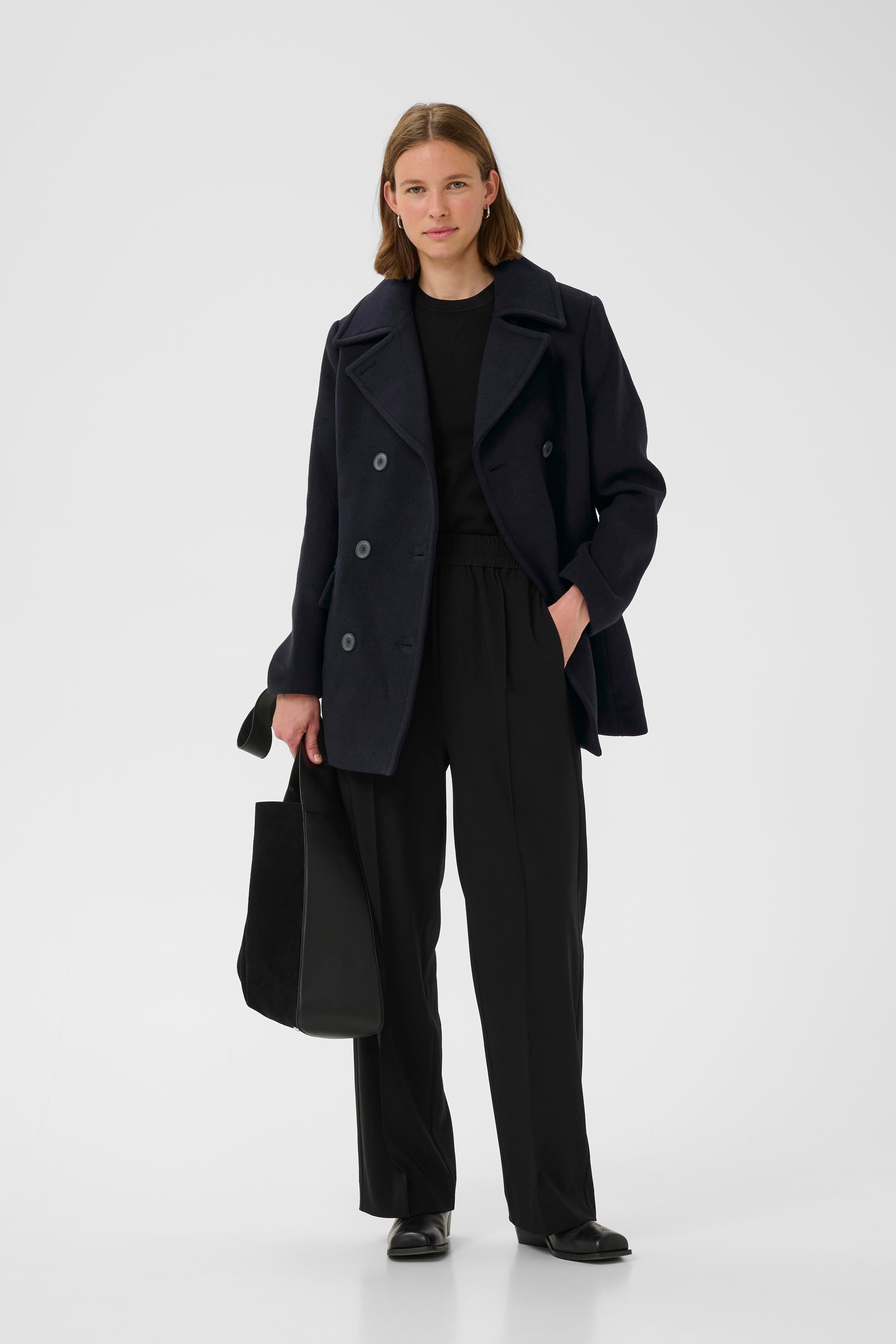 PerryIW Mantel LOOKBOOK FRONT 30110809-300005
