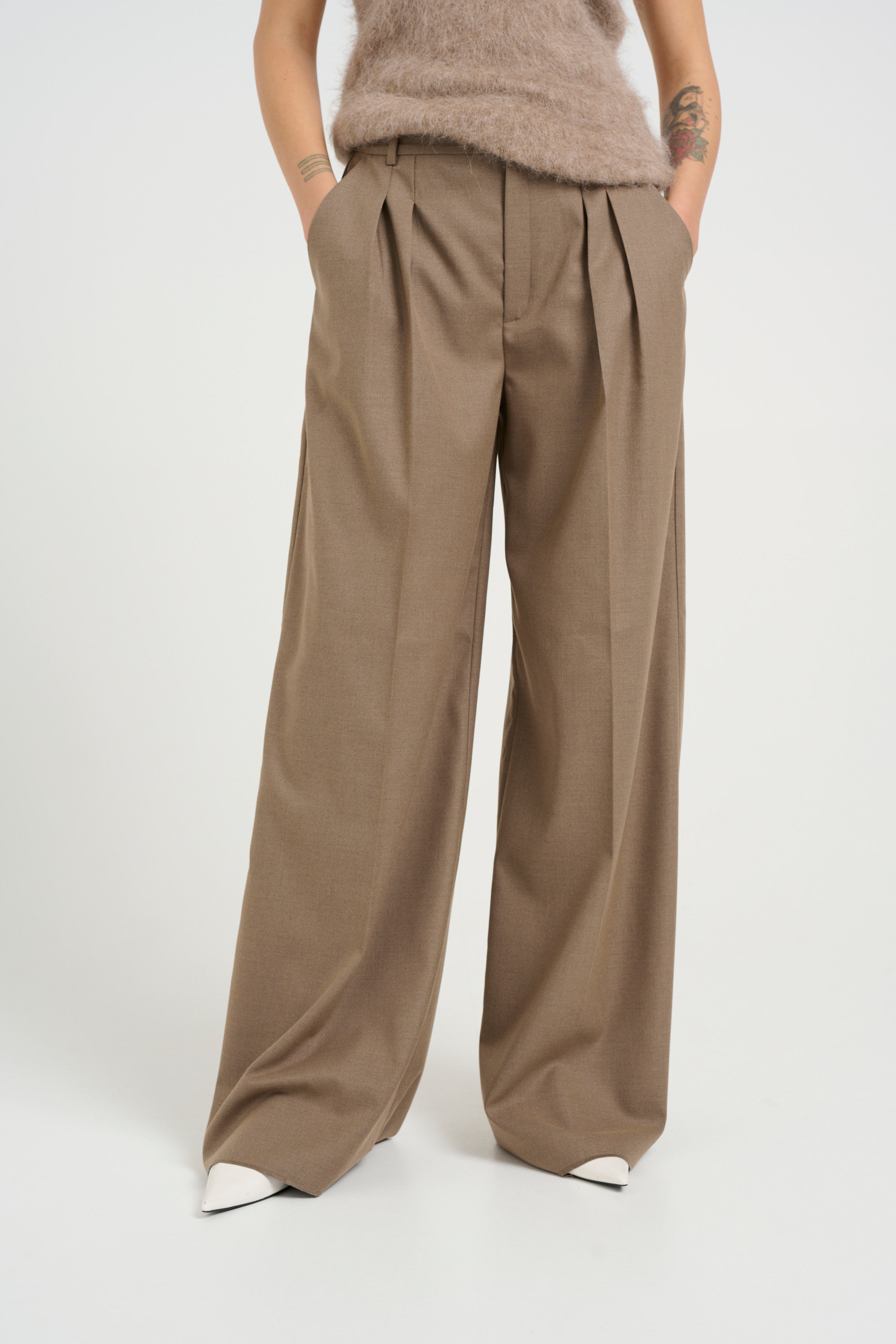 CaciaGZ Trousers LOOKBOOK FRONT 10909729-106856