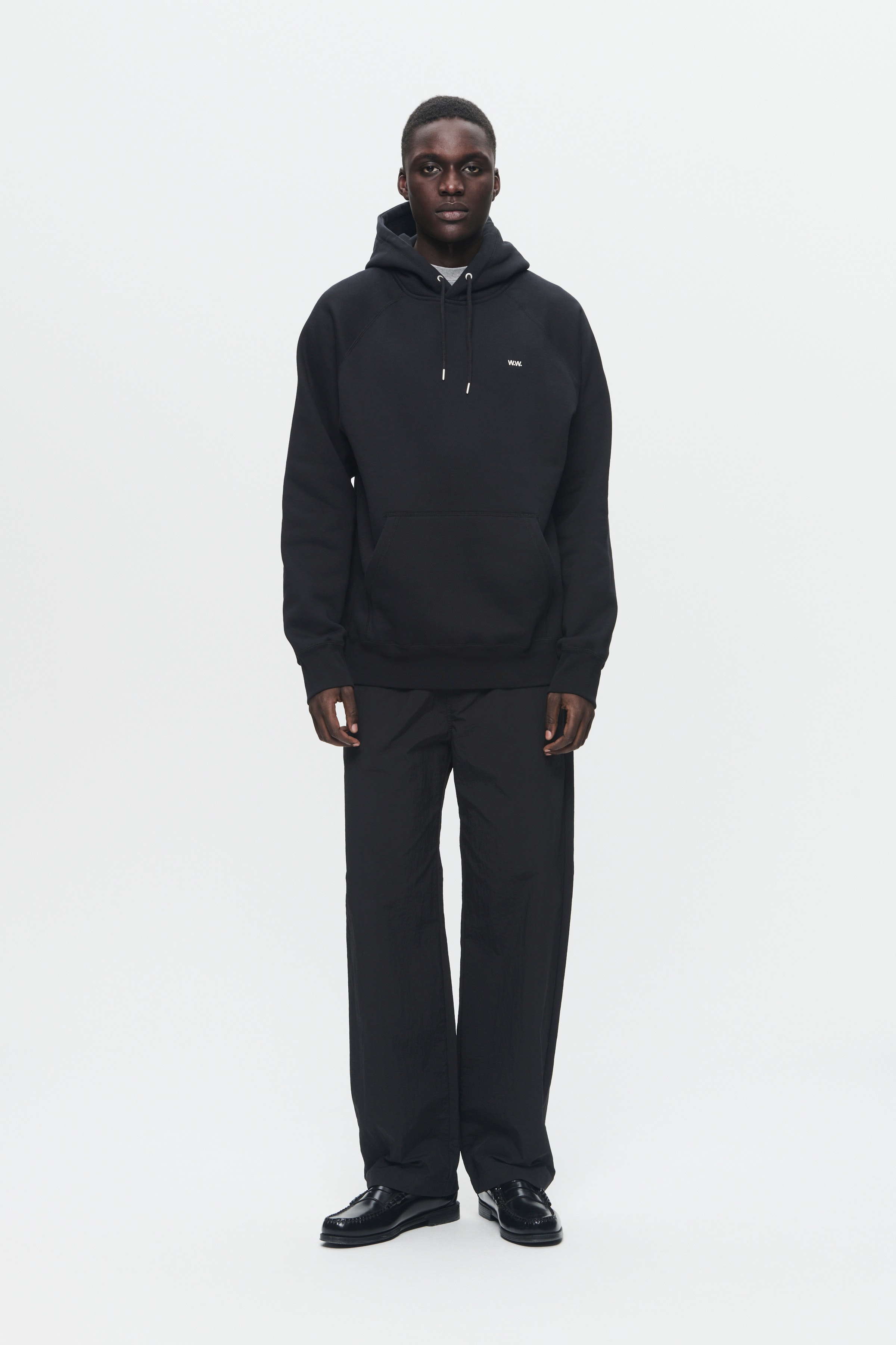WWEssential Fred Sweatshirt LOOKBOOK FRONT 30250243-W9999