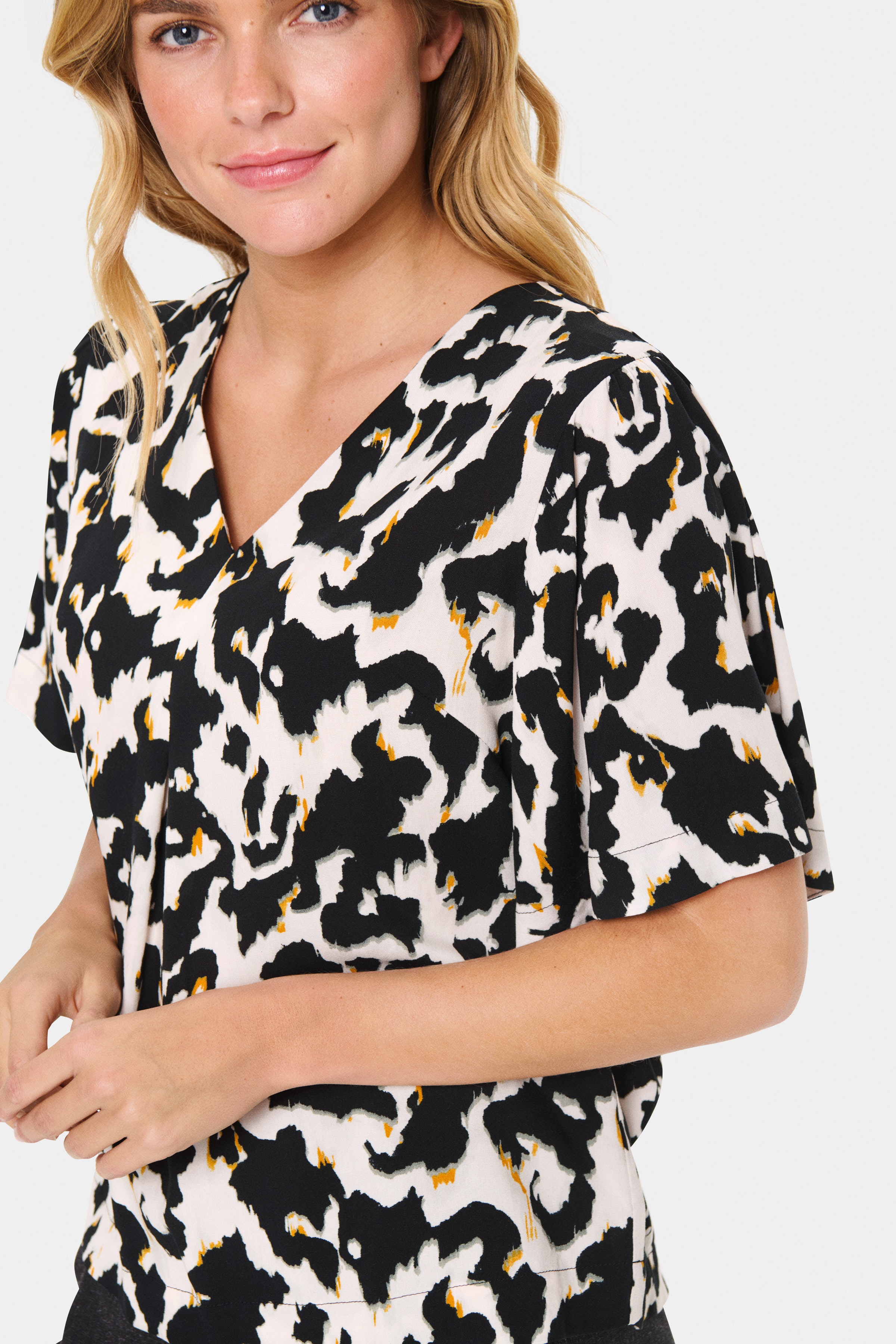 MarcaSZ Blouse LOOKBOOK DETAIL 30514465-304111