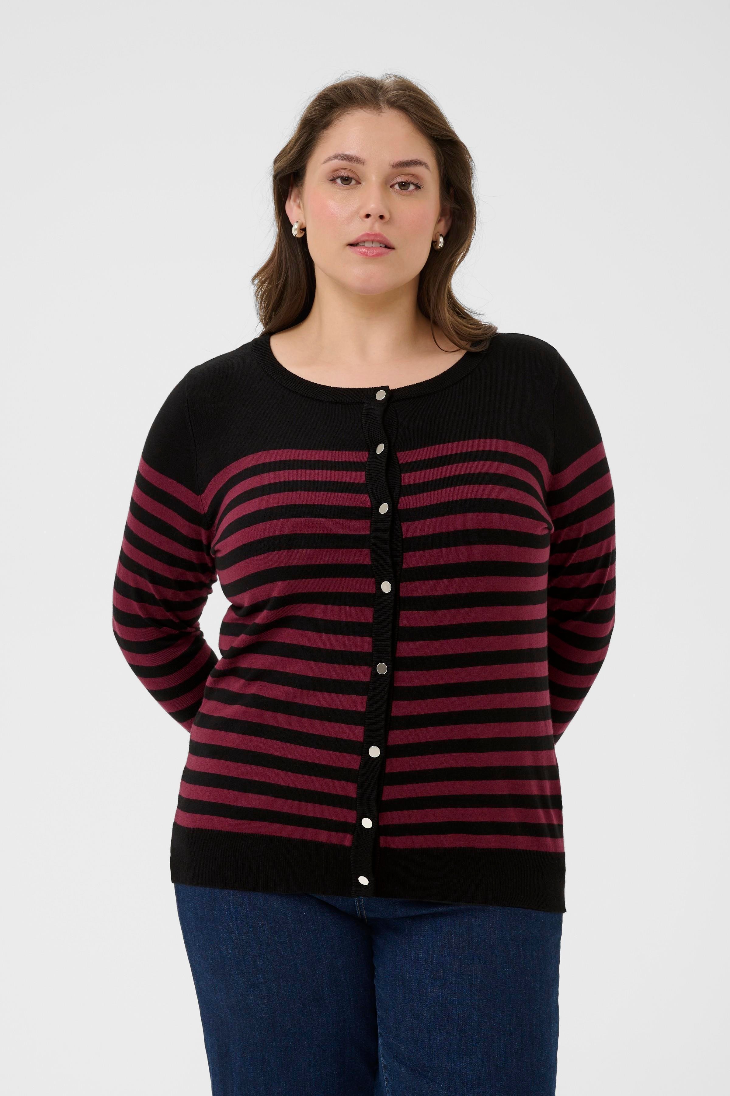 KClizzy Cardigan LOOKBOOK FRONT 10583704-108804