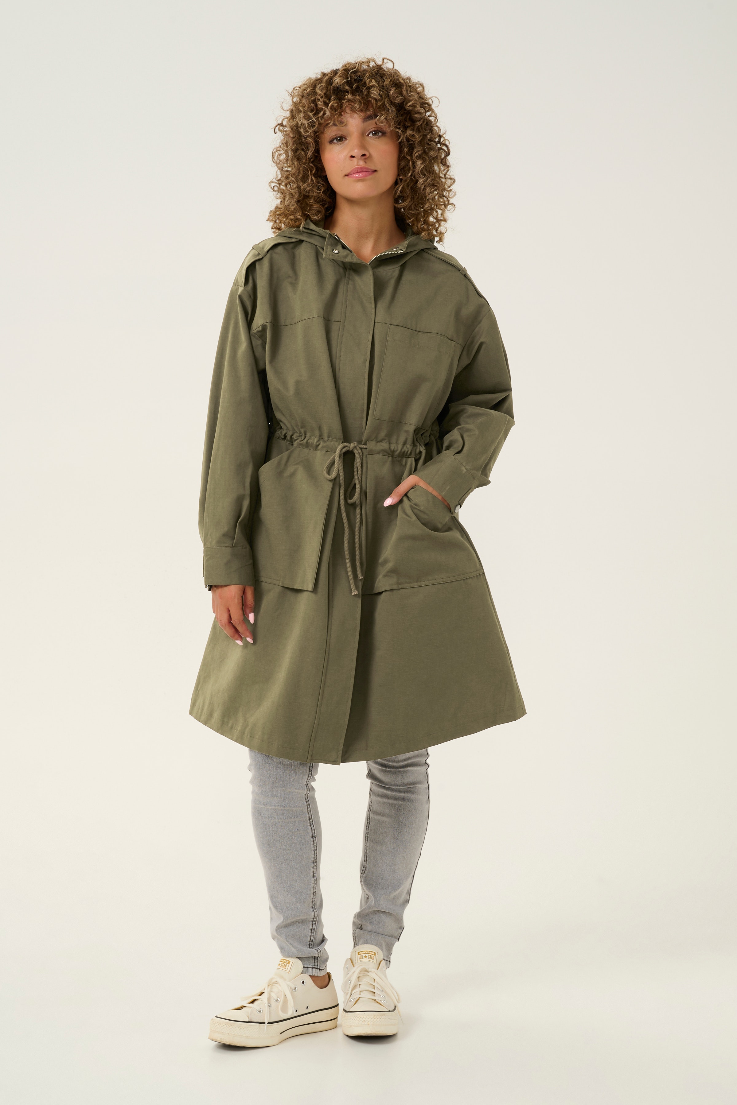 CRMaeve Outerwear LOOKBOOK FRONT 10613201-190403