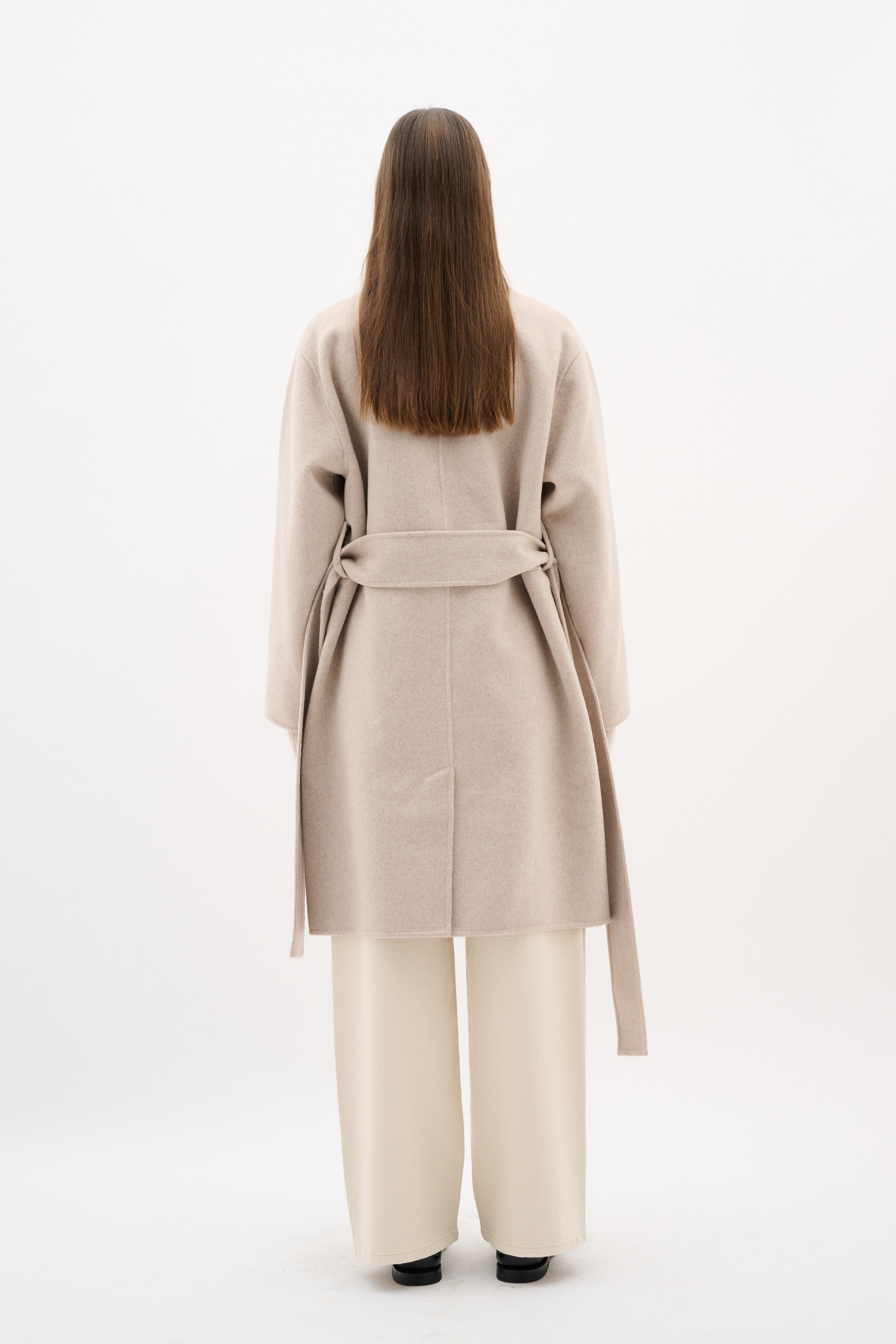 YillaIW Coat LOOKBOOK FRONT 30110609-300002