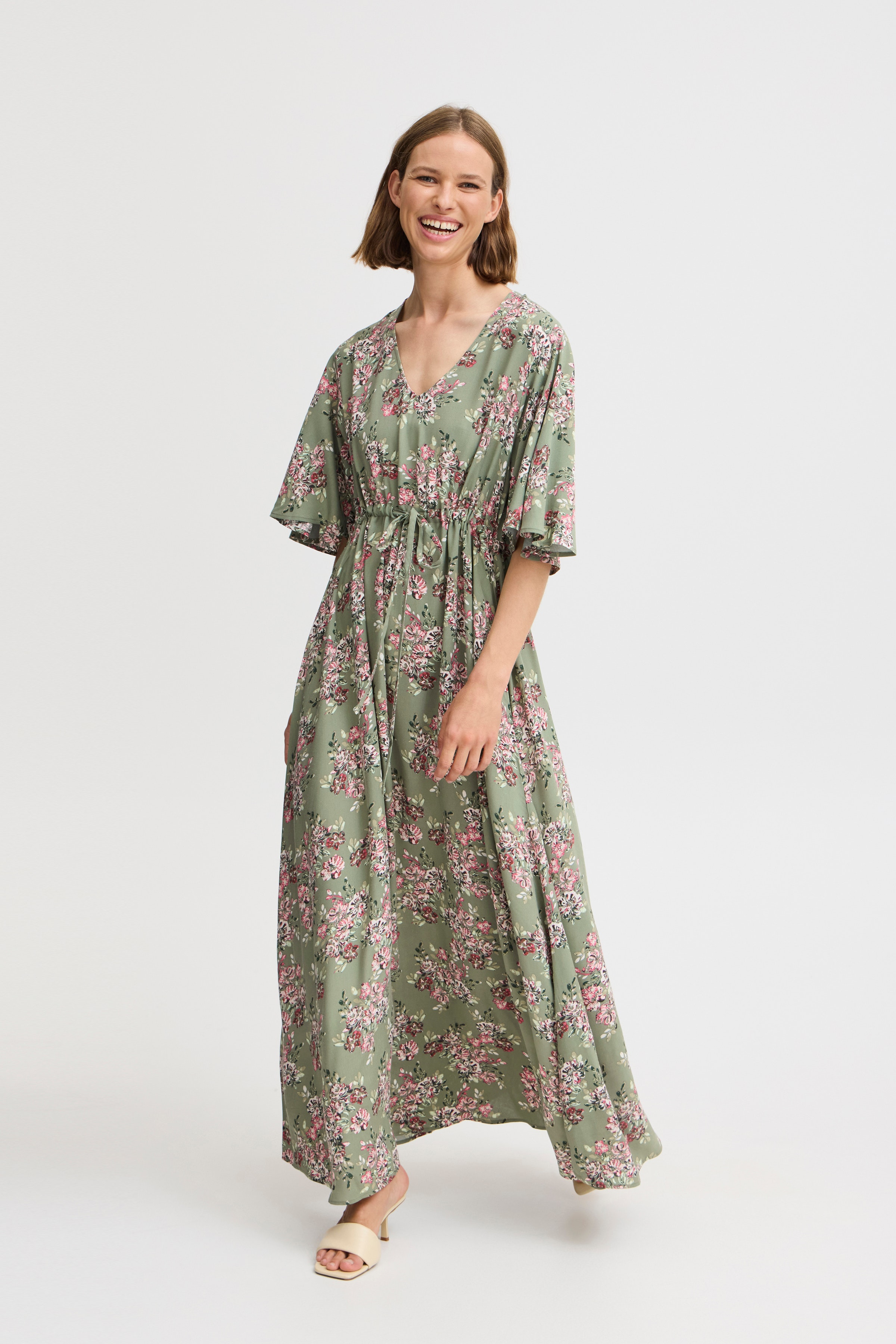 BYMMJOELLA Kjole LOOKBOOK FRONT 20816532-204598